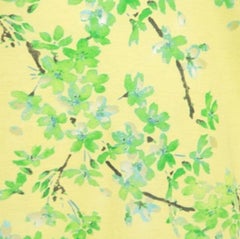 Balenciaga Gelbes und grünes T-Shirt mit Blumenmuster und Ausschnitt M