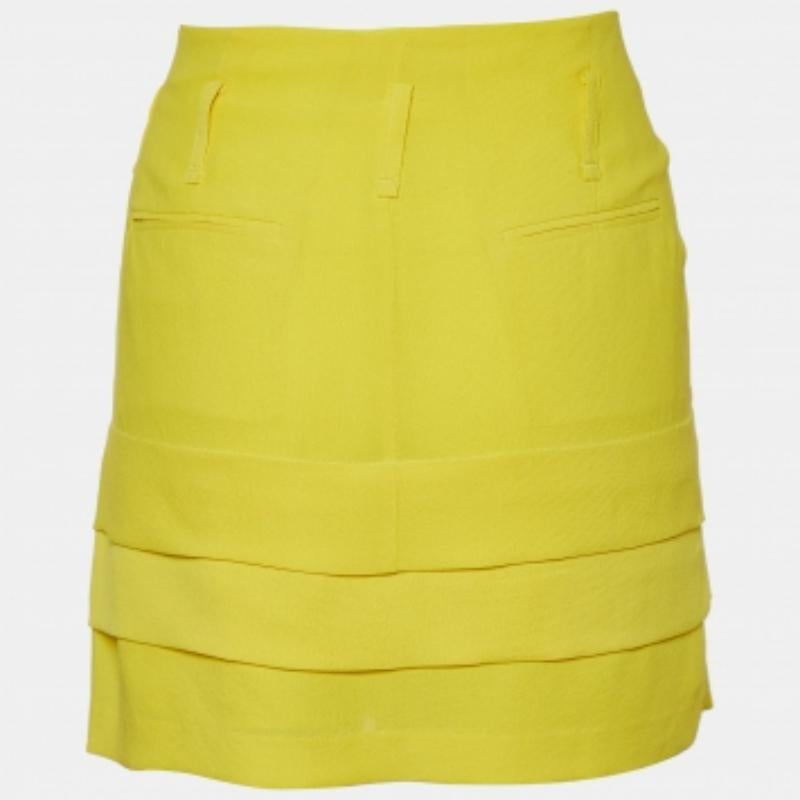 Balenciaga Mini Falda de Seda Amarilla M en venta 1