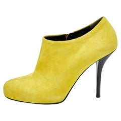 Bottines Balenciaga en daim jaune, taille 37,5