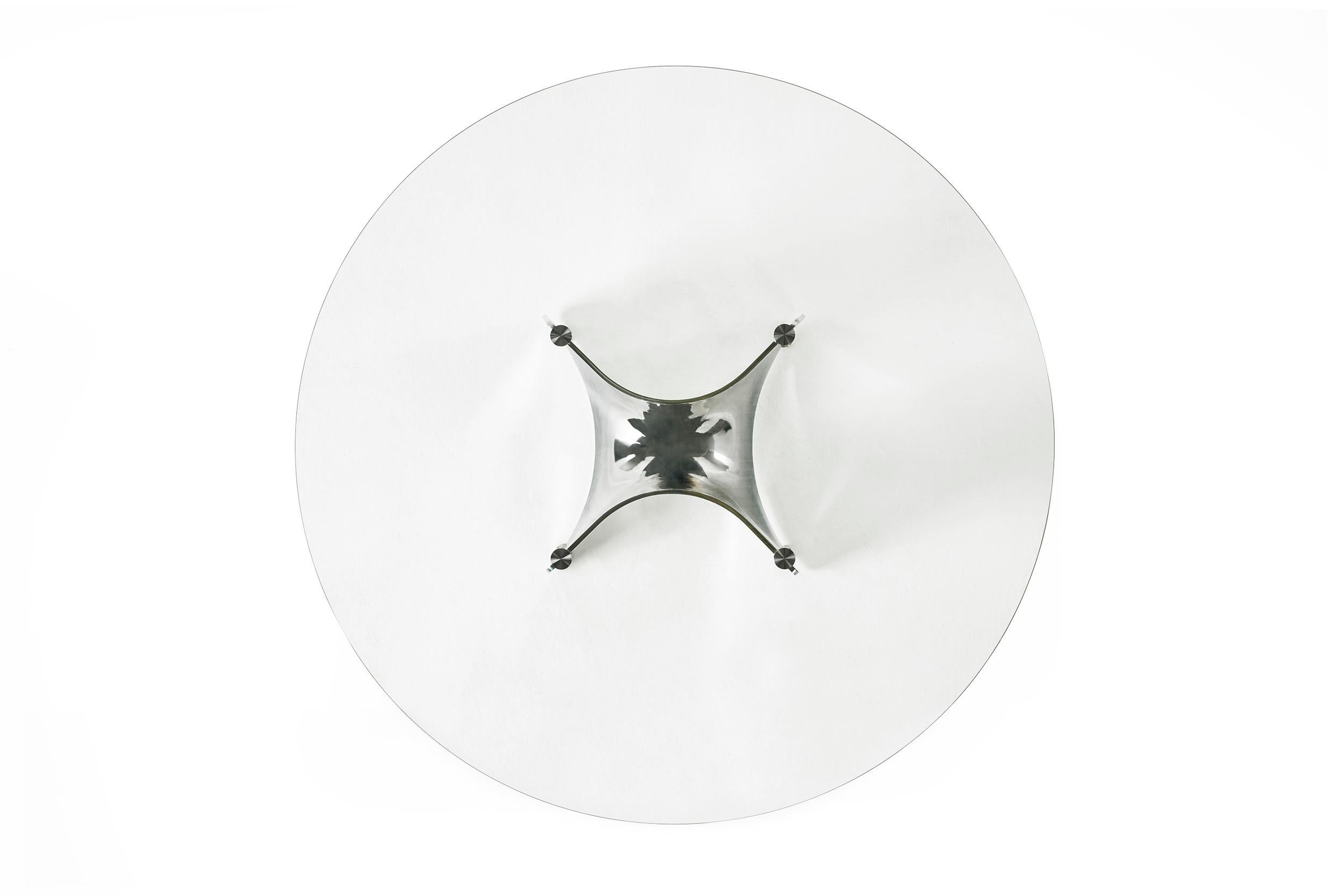 Baleri Italia, Tisch aus gebogenem, rundem Aluminium mit Glasplatte aus Bentz von Jeff Miller im Angebot 1