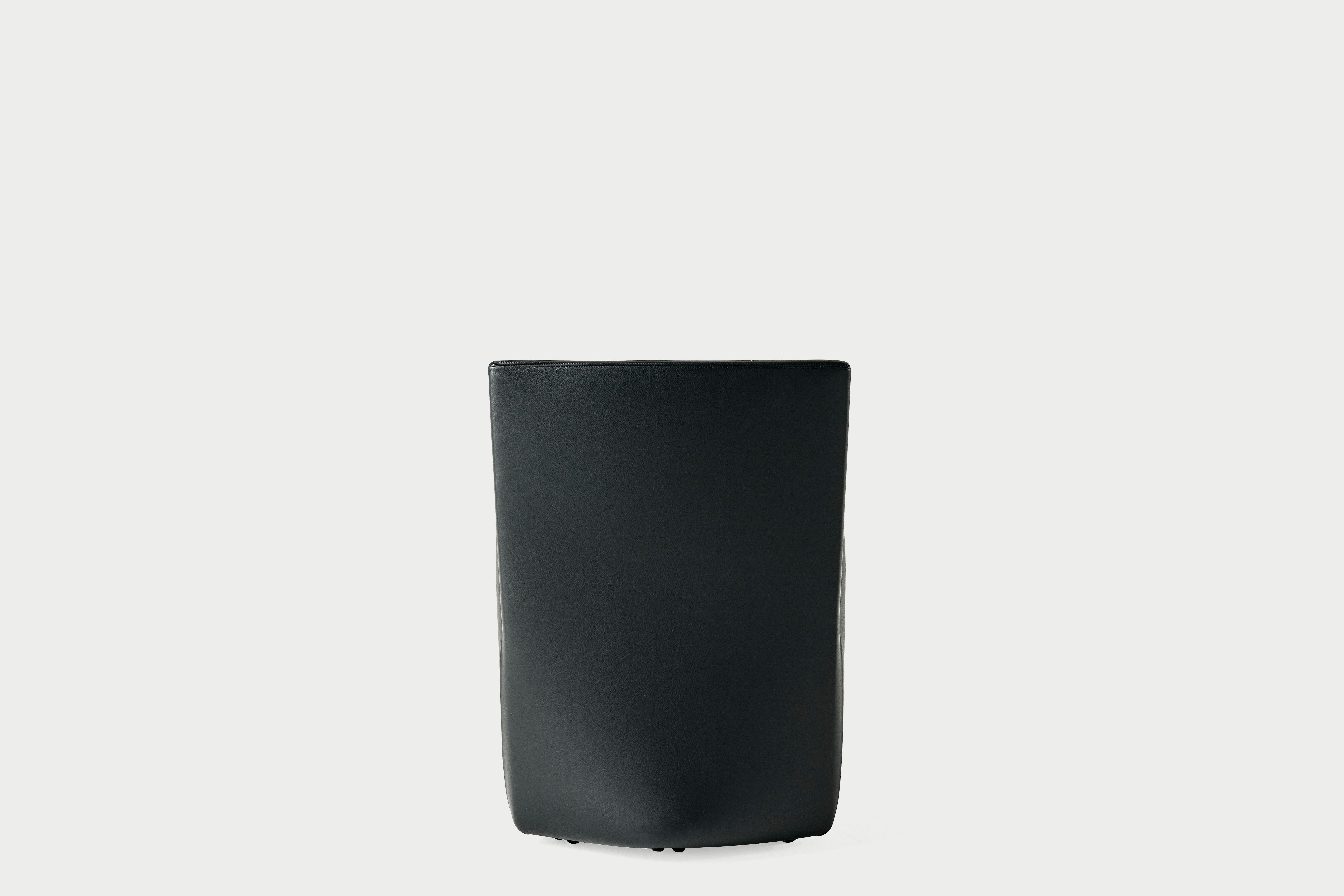 Baleri Italia Caprichair Armchair in leather by Hannes Wettstein in vendita 1
