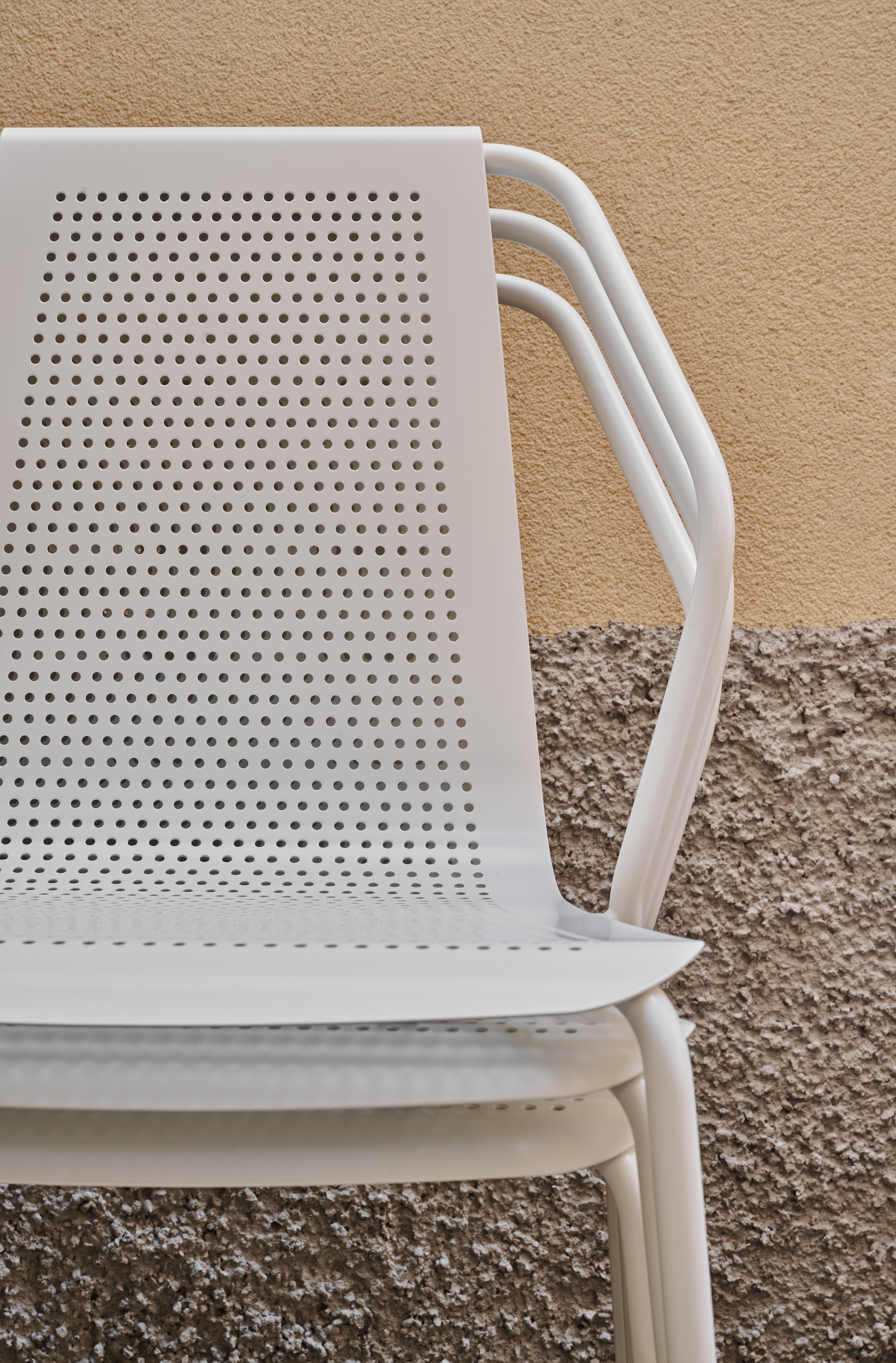 Baleri Italia Donna Outdoor Chair in Steel by Studio Irvine For Sale 9