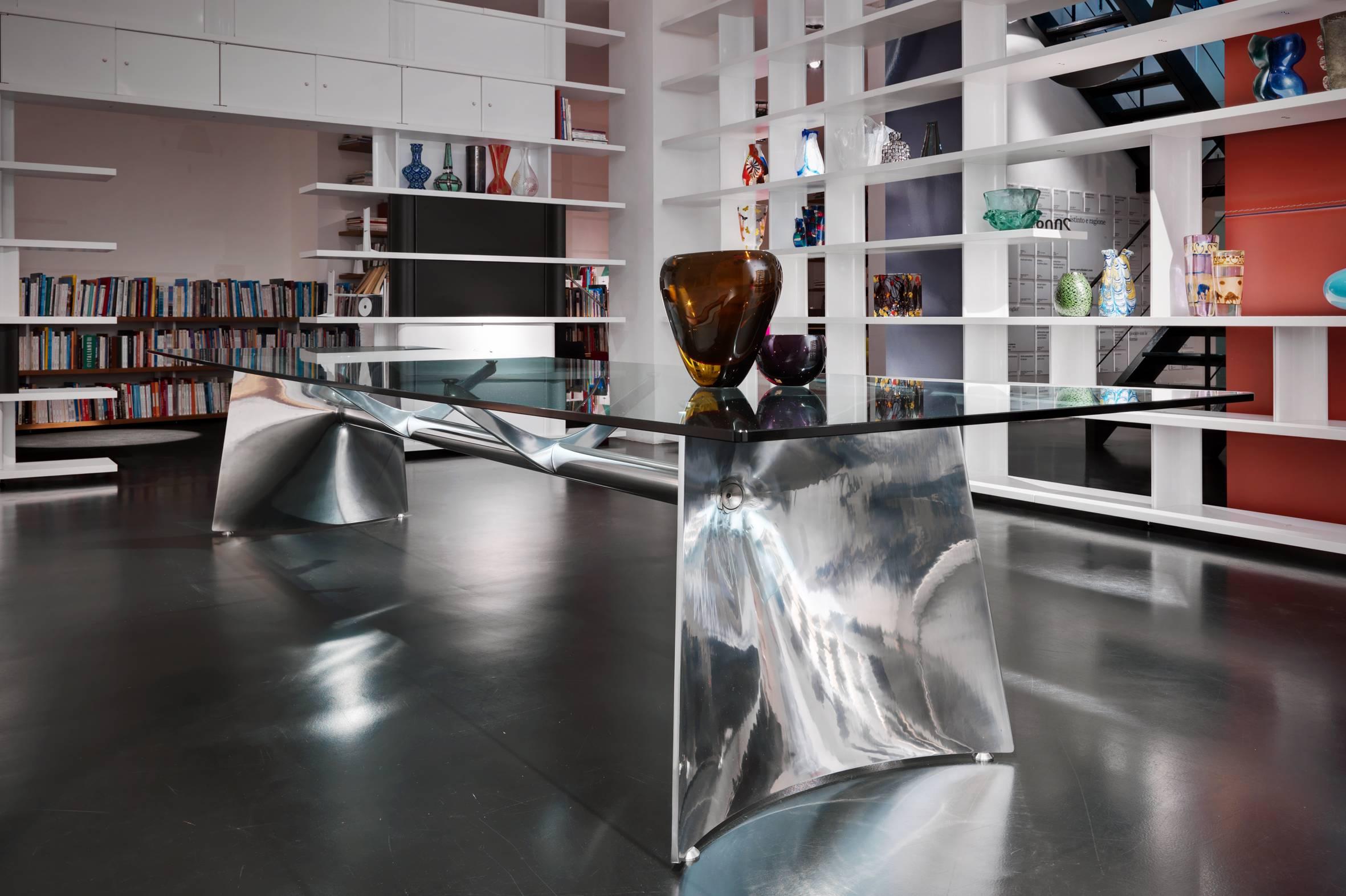 Baleri Italia Fratino, hoher, rechteckiger, rechteckiger Aluminiumtisch mit Glas von Jeff Miller im Angebot 1