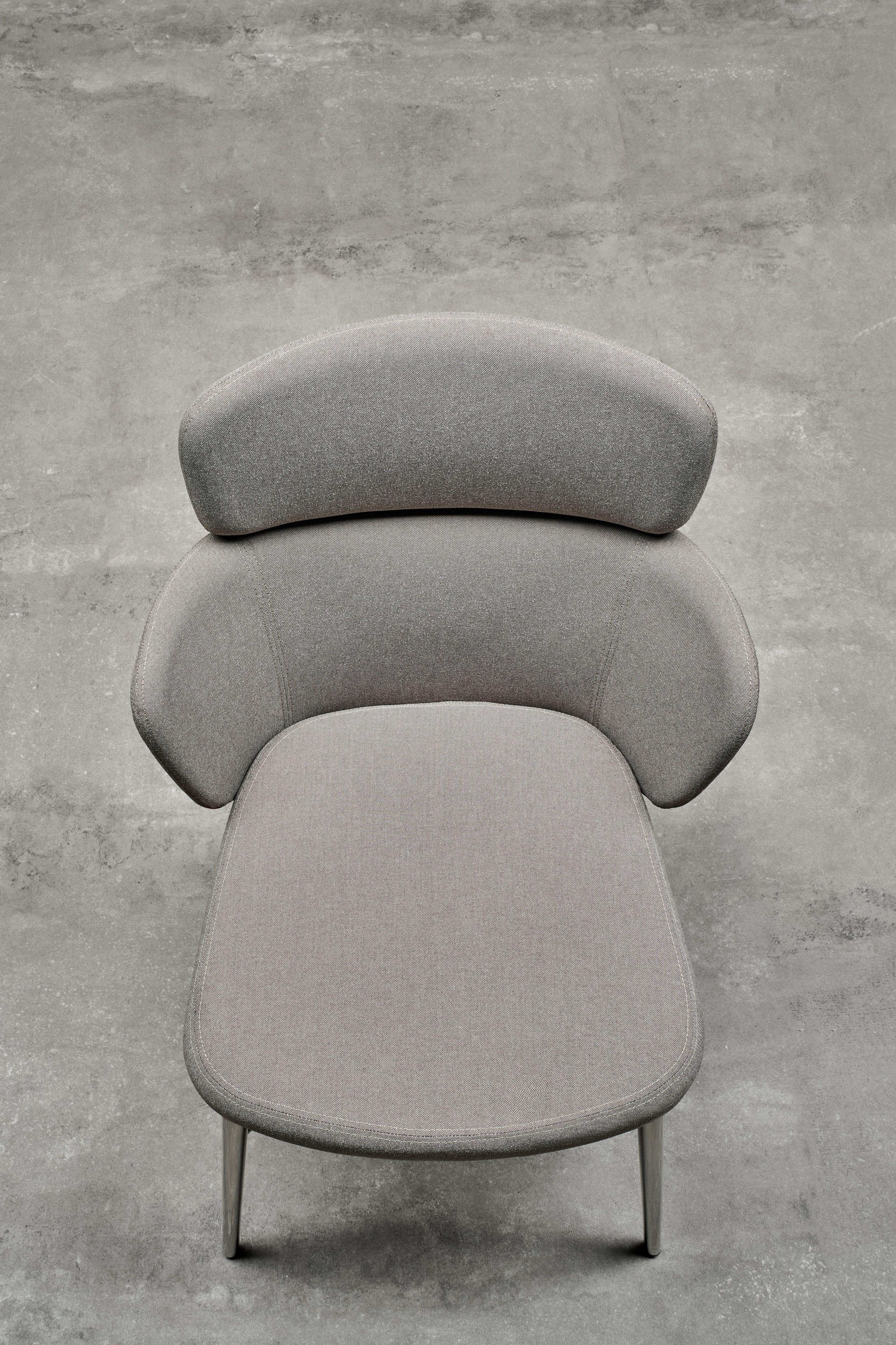 Baleri Italia Kin Chair in Fabric with Mini Armrests by Radice Orlandini For Sale 4
