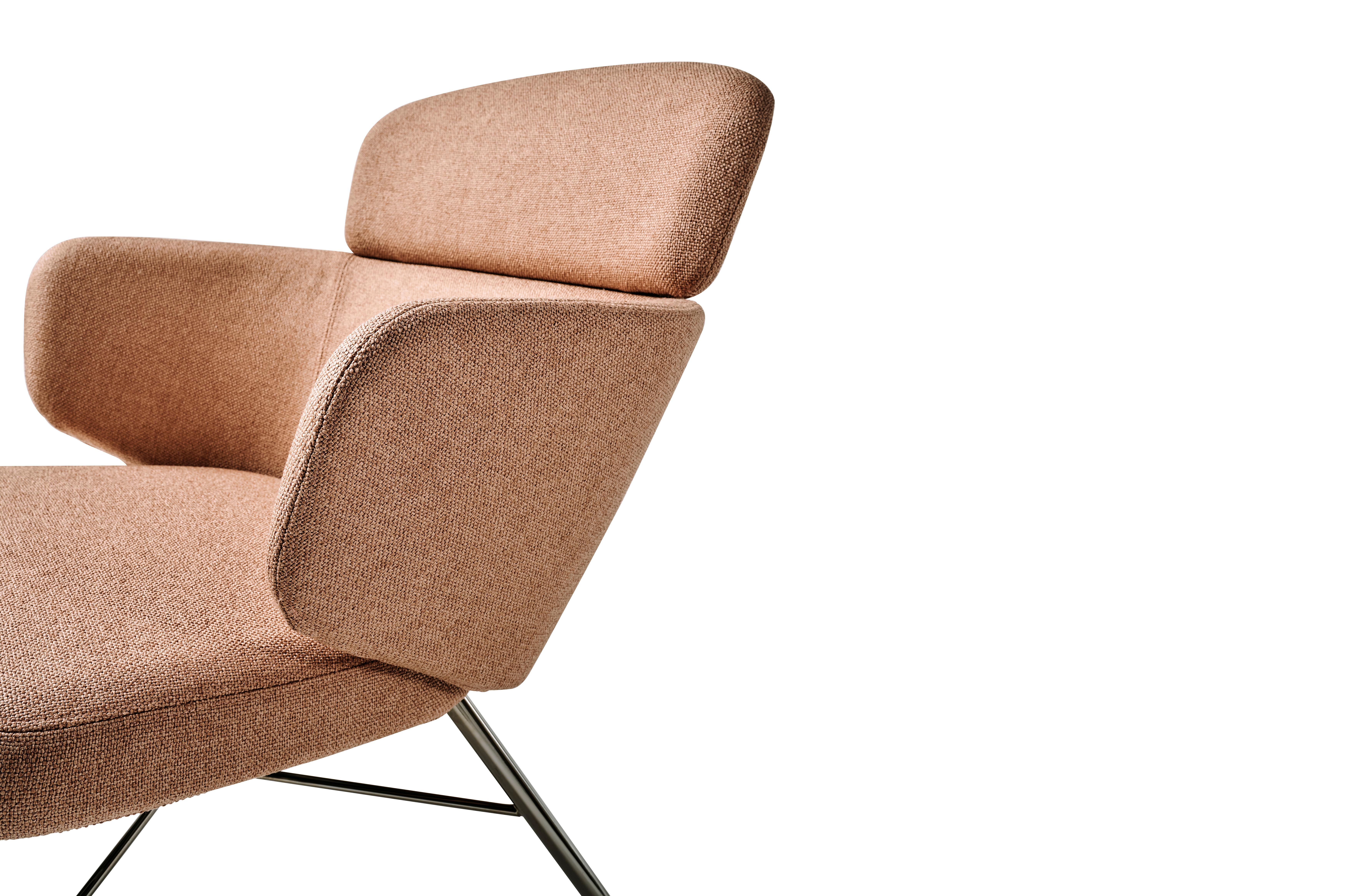 Baleri Italia Kin Lounge Armchair in Fabric by Radice Orlandini For Sale 4