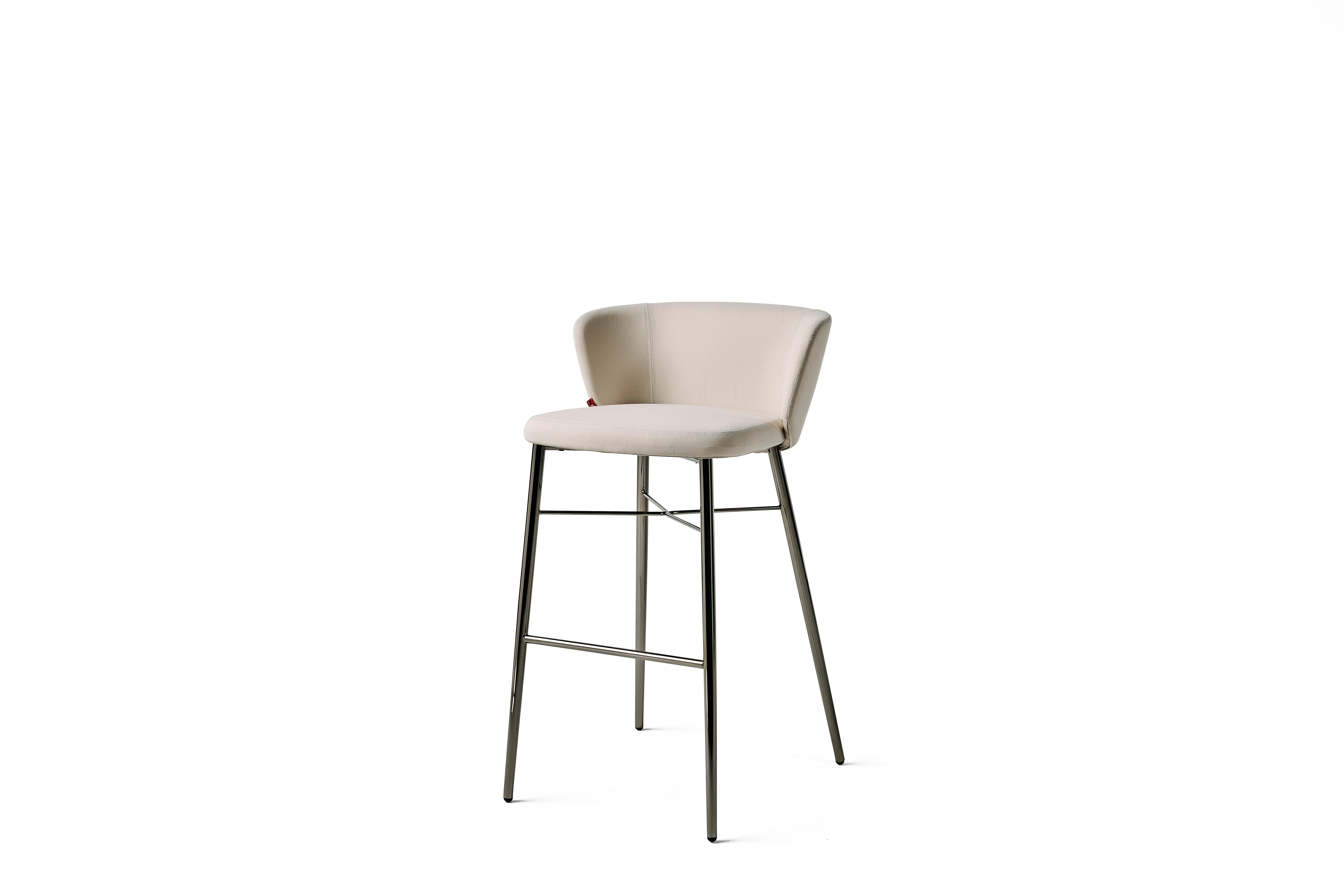 Moderne Baleri Italia grand tabouret de bar Kin en tissu par Radice Orlandini en vente