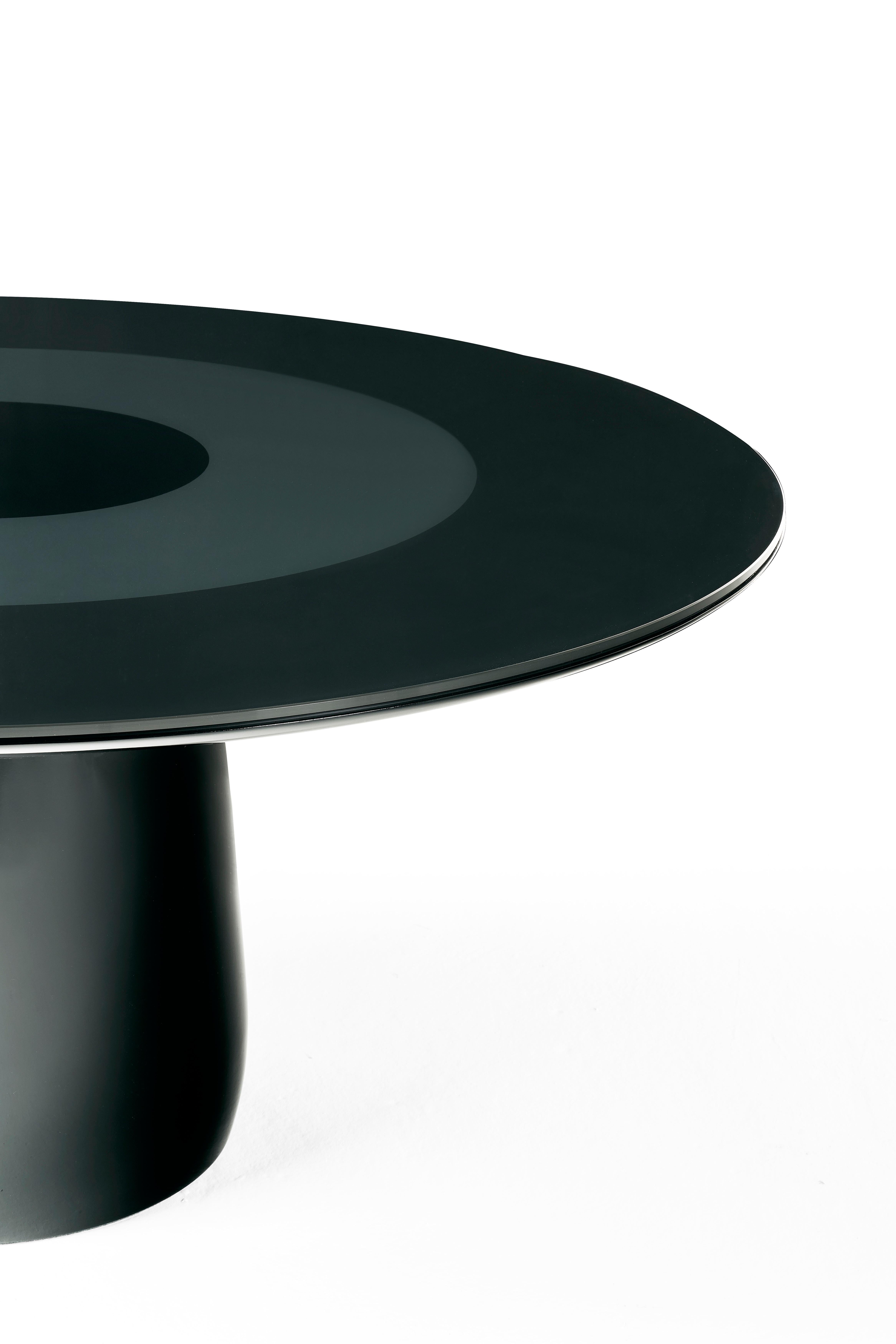 Verre Table ronde Baleri Italia avec plateau en laque rouge et verre, Claesson Koivisto Rune en vente