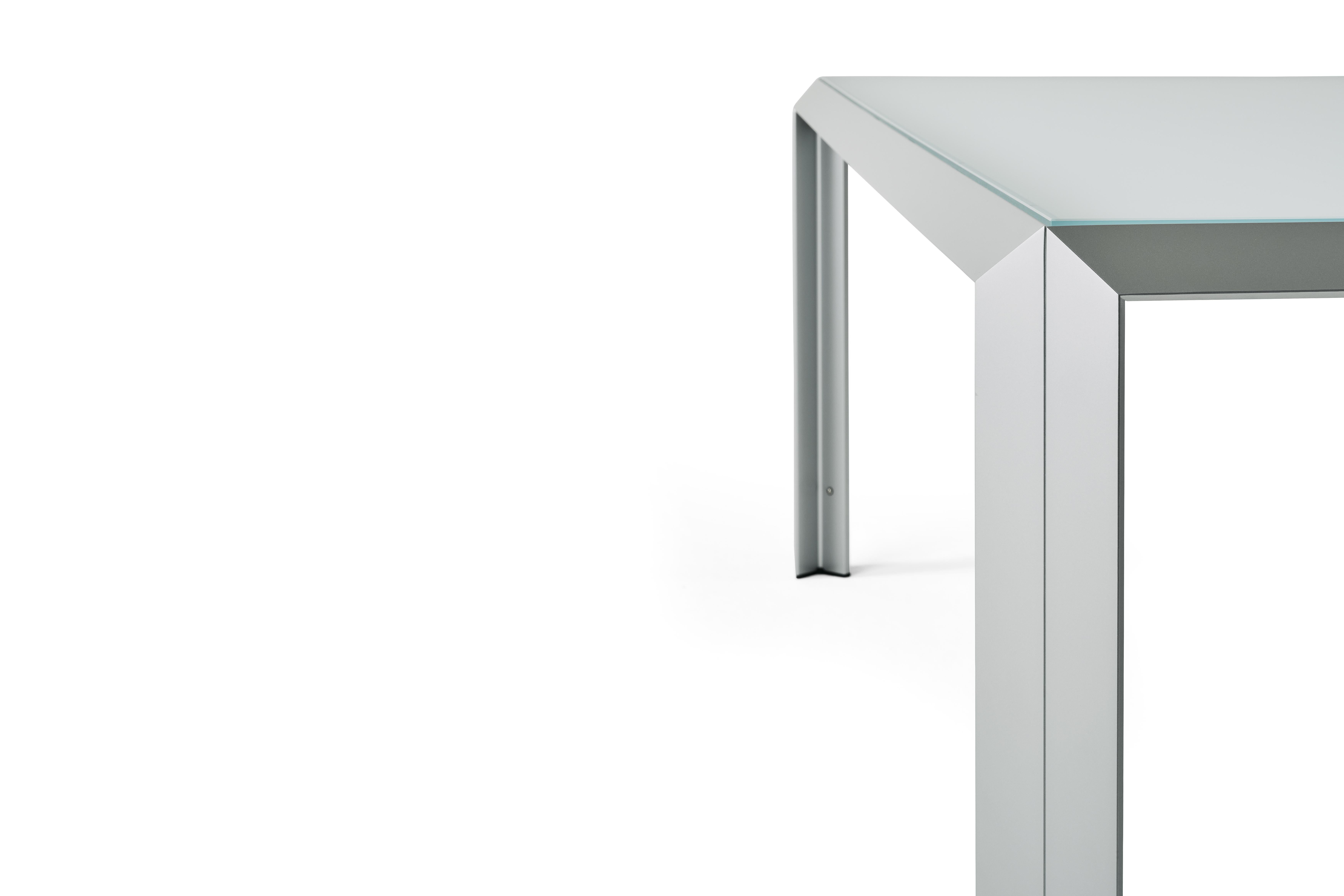 Baleri Italia T-Tisch aus Aluminium mit Kristallplatte von Angelo Mangiarotti im Angebot 2