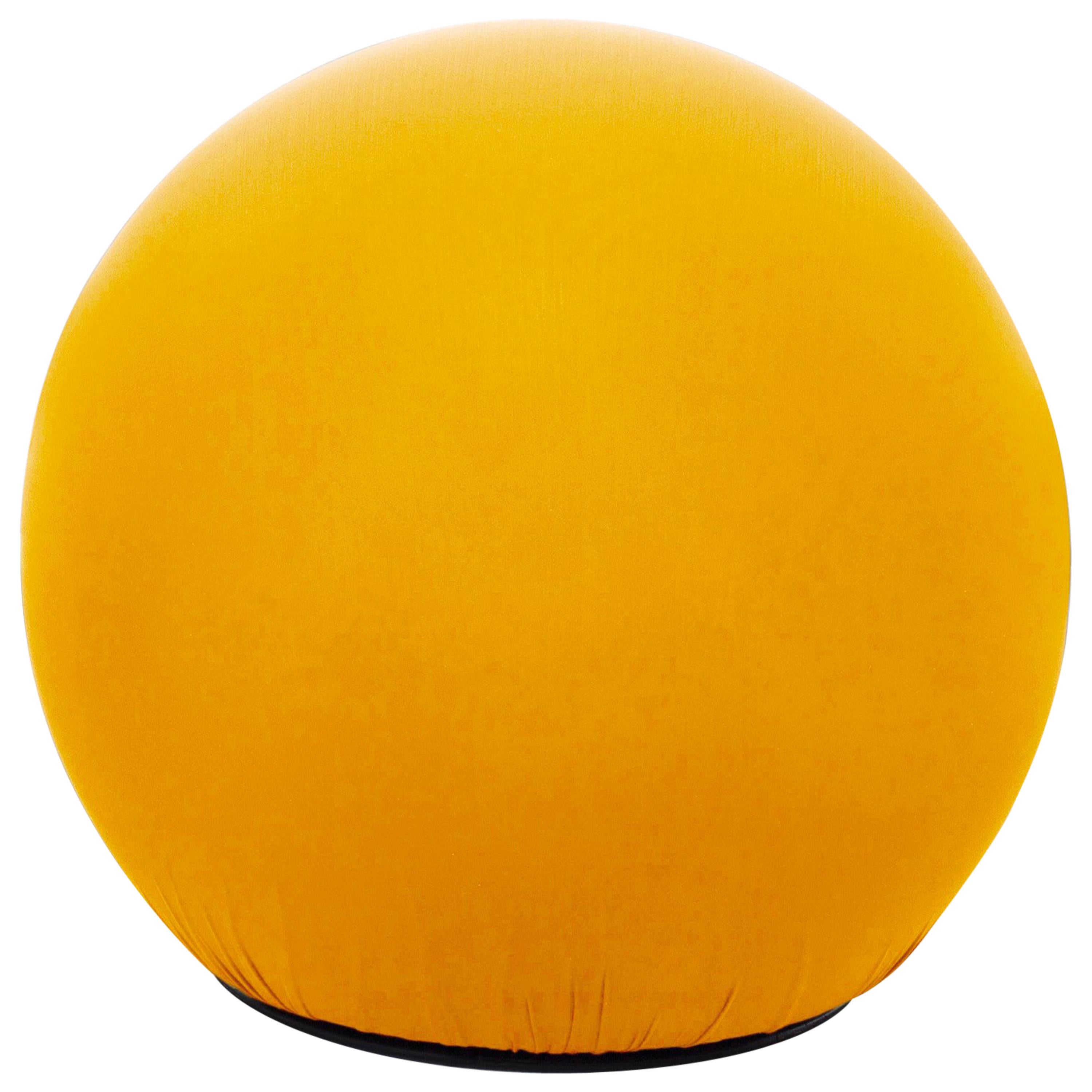 Pouf Tatino di Baleri Italia in tessuto giallo di Enrico Baleri & Denis Santachiara