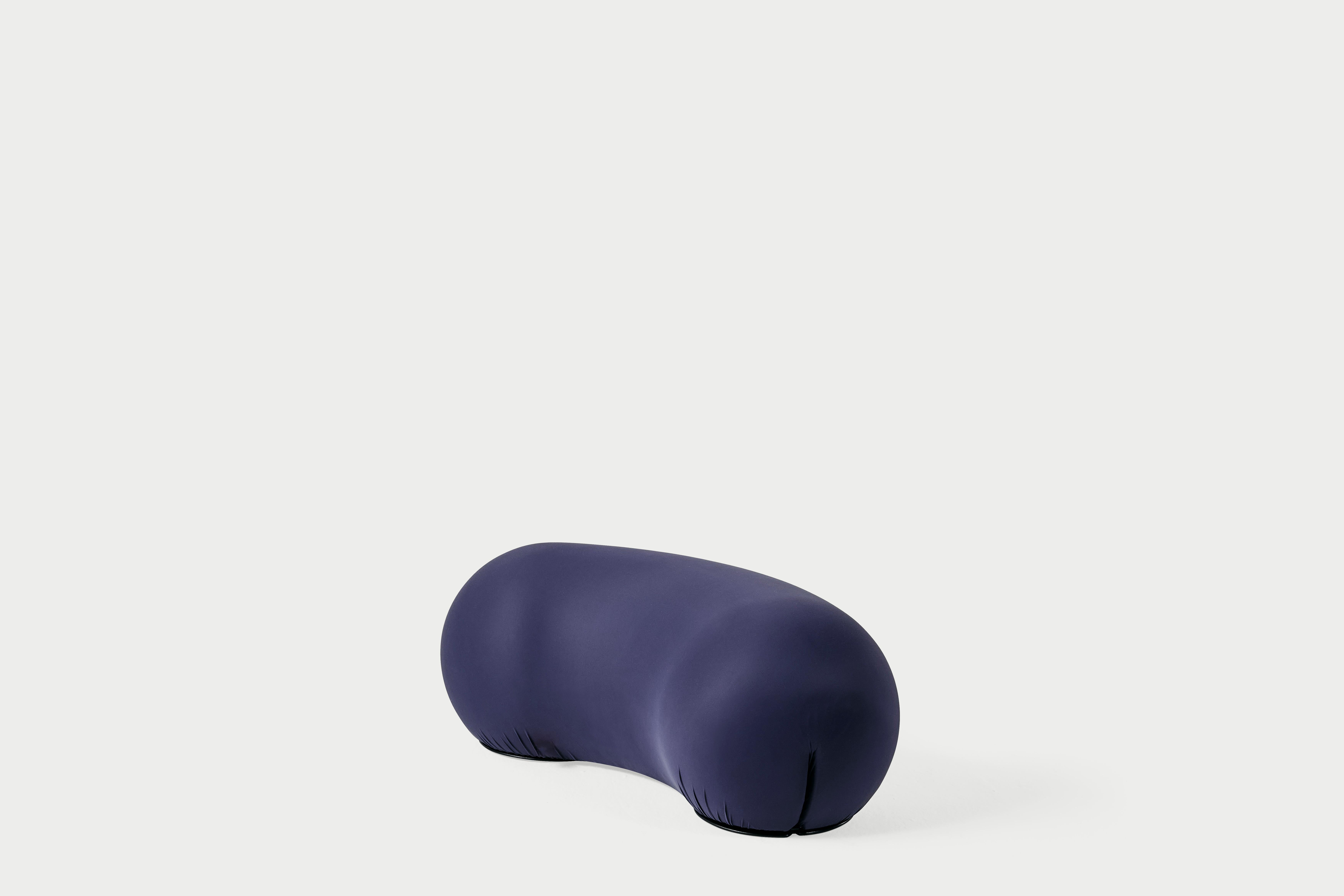 Moderne Baleri Italia Tato Bean Pouf en bleu indigo d'Enrico Baleri en vente