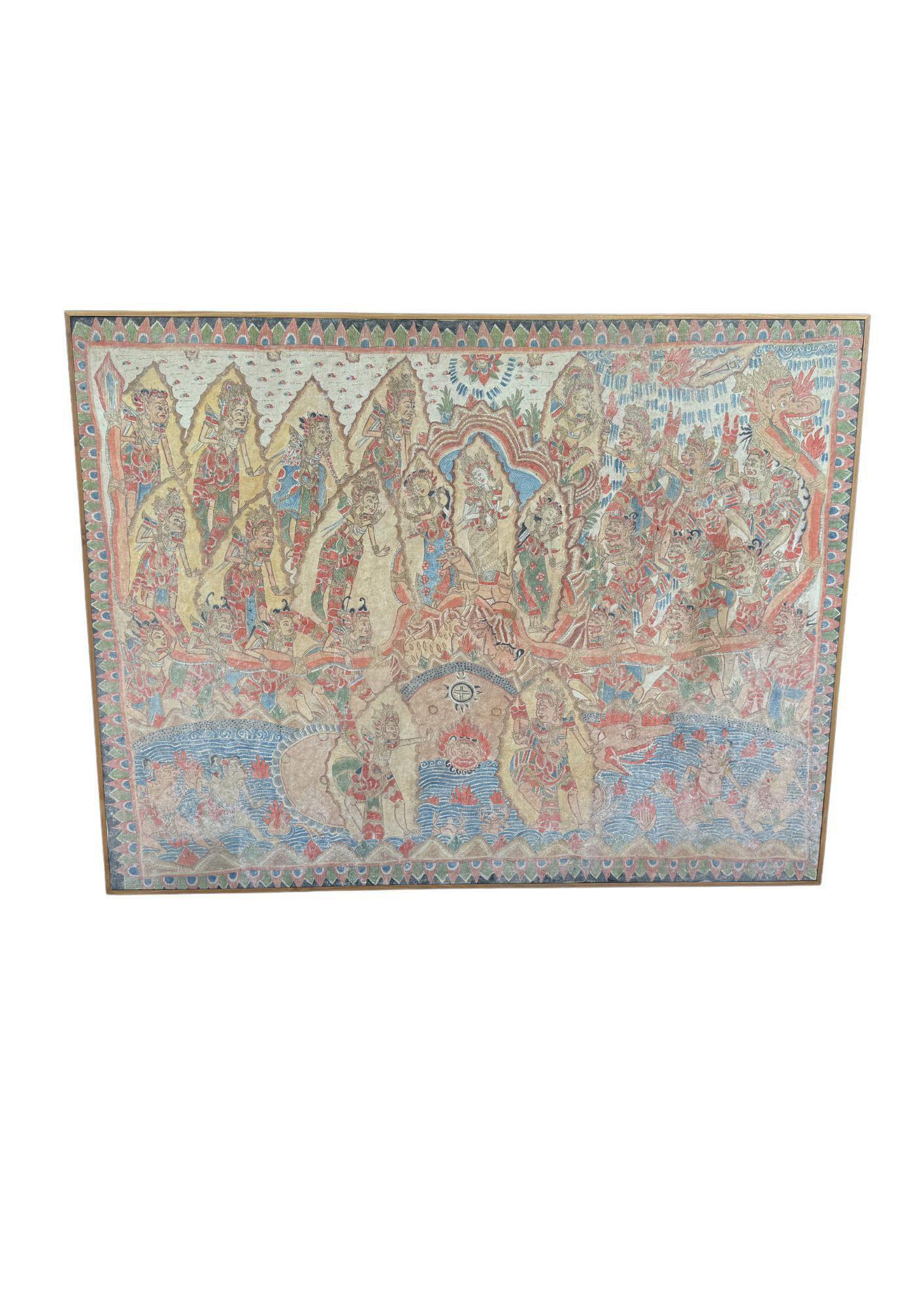 Esta cautivadora pintura textil balinesa Kamasan muestra el estilo distintivo arraigado en la tradición clásica Wayang, desplegando un retablo mítico rico en simbolismo y narración. Dominando la composición hay una majestuosa Naga, el