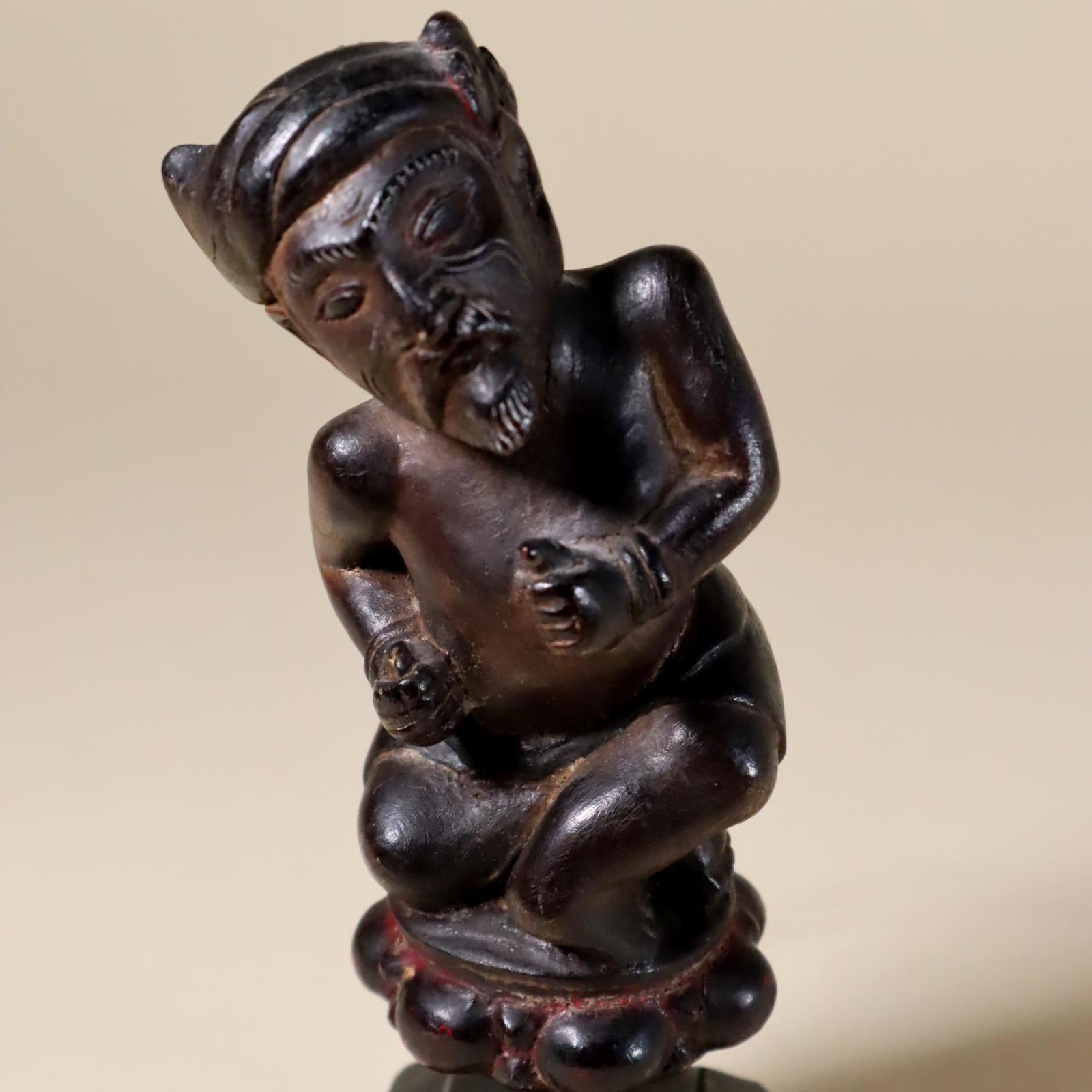 Bali Indonesia Ceremonial Dagger 'kris or keris' Handle Painted Wood Dwarf In Good Condition For Sale In Santa Fe, NM