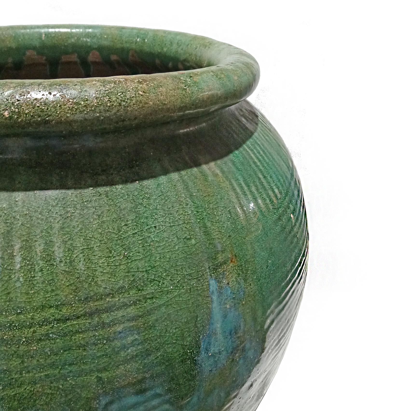 Balinese Terracotta Vase / Jar / Urn with Green Glaze, Contemporary For Sale 5