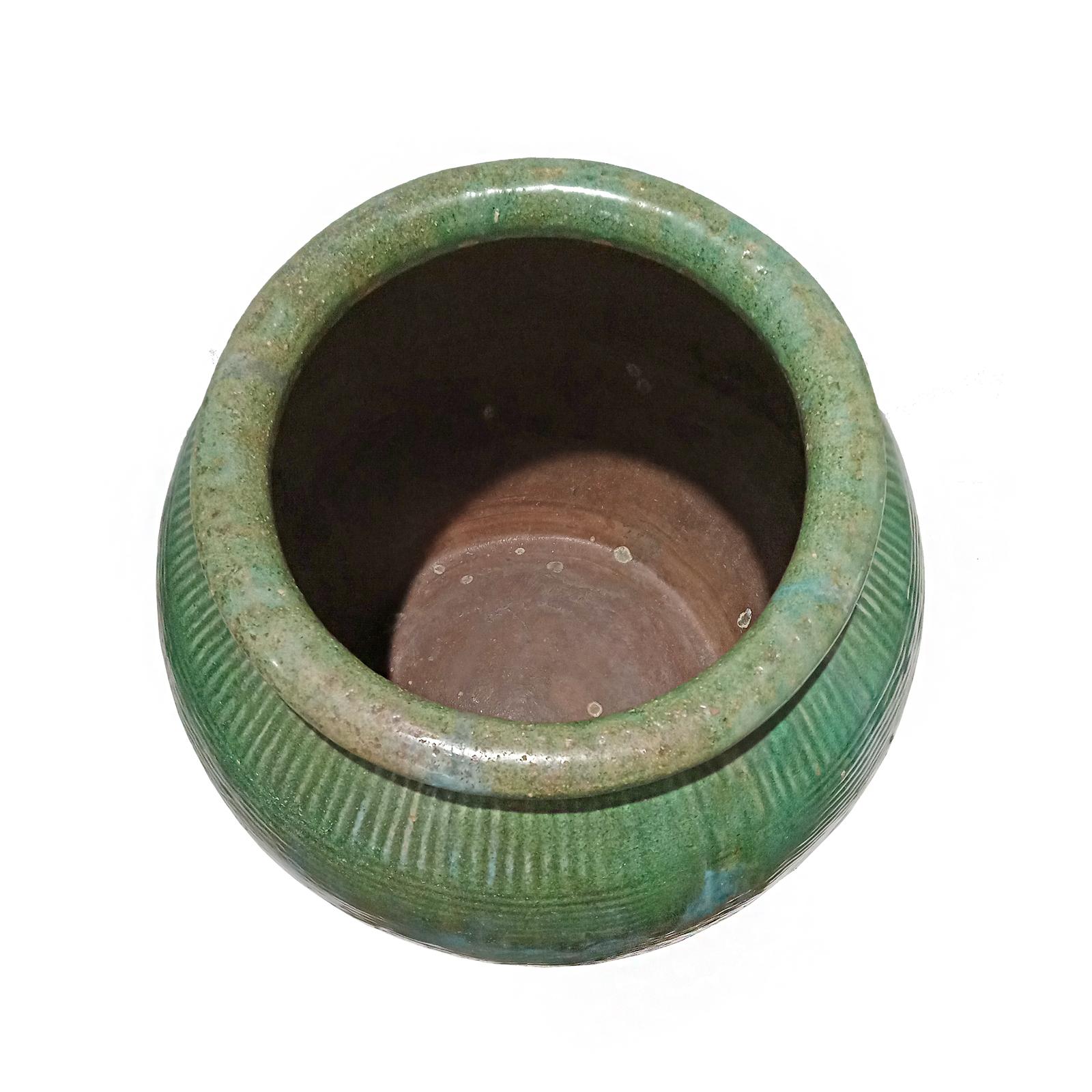 Balinese Terracotta Vase / Jar / Urn with Green Glaze, Contemporary For Sale 2