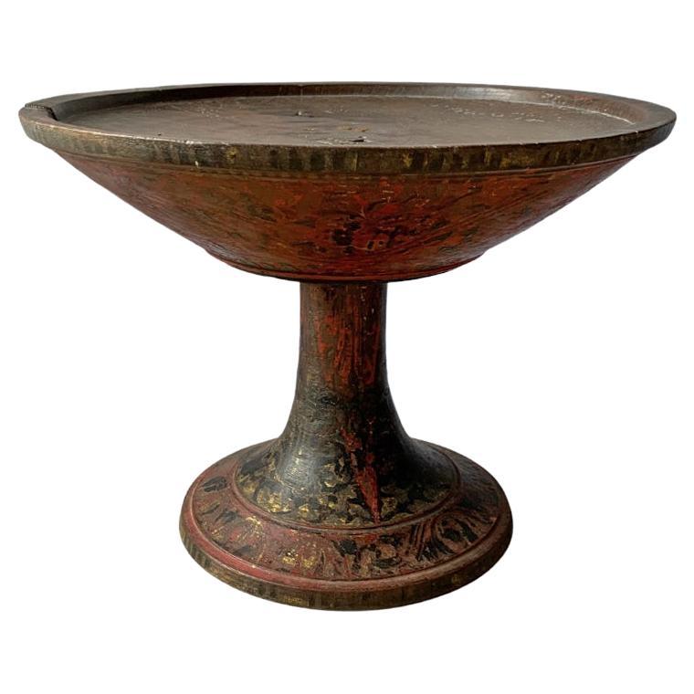 Balinese Offering Bowl 'Dulang' with Floral Motif For Sale