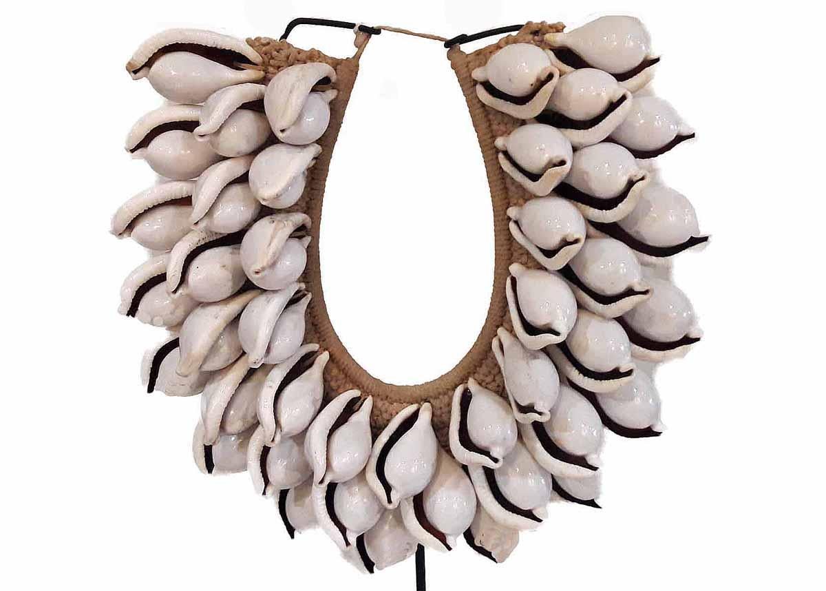 Folk Art Balinese Seashell and Raffia Necklace on Stand