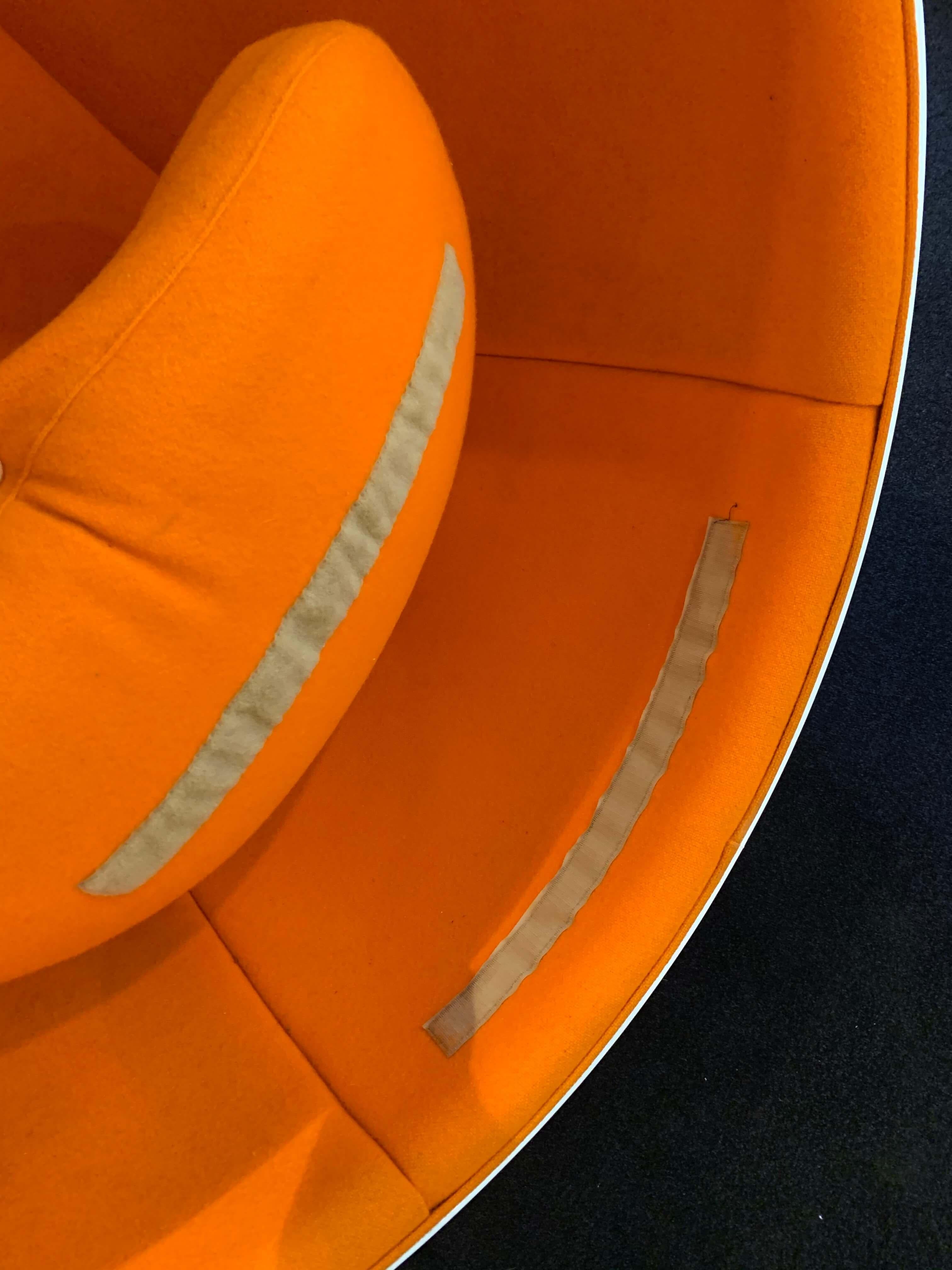 Space Age Ball Chair von Adelta:: Eero Aarino:: Orange und Weiß:: Finnland:: 1980/90er Jahre 4