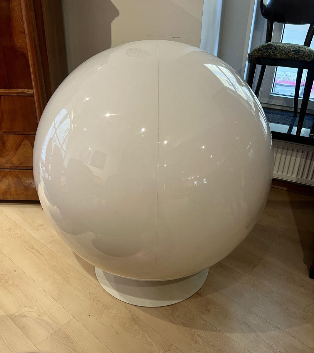 Lacquered Ball Chair by Eero Aarnio, Green and White, Adelta, Finland circa 1980/90s