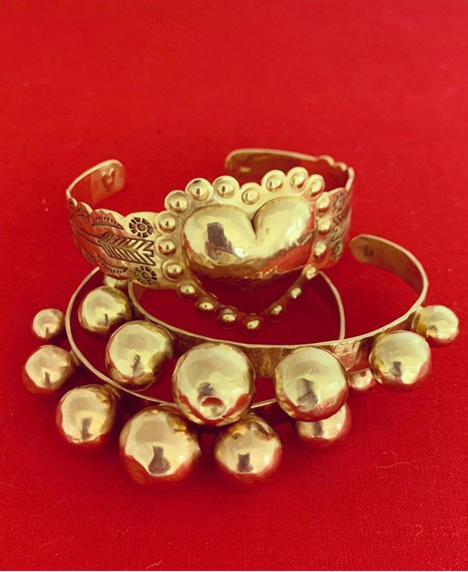 Ball Cuff 18 Karat Yellow Gold In New Condition For Sale In Athens, GR