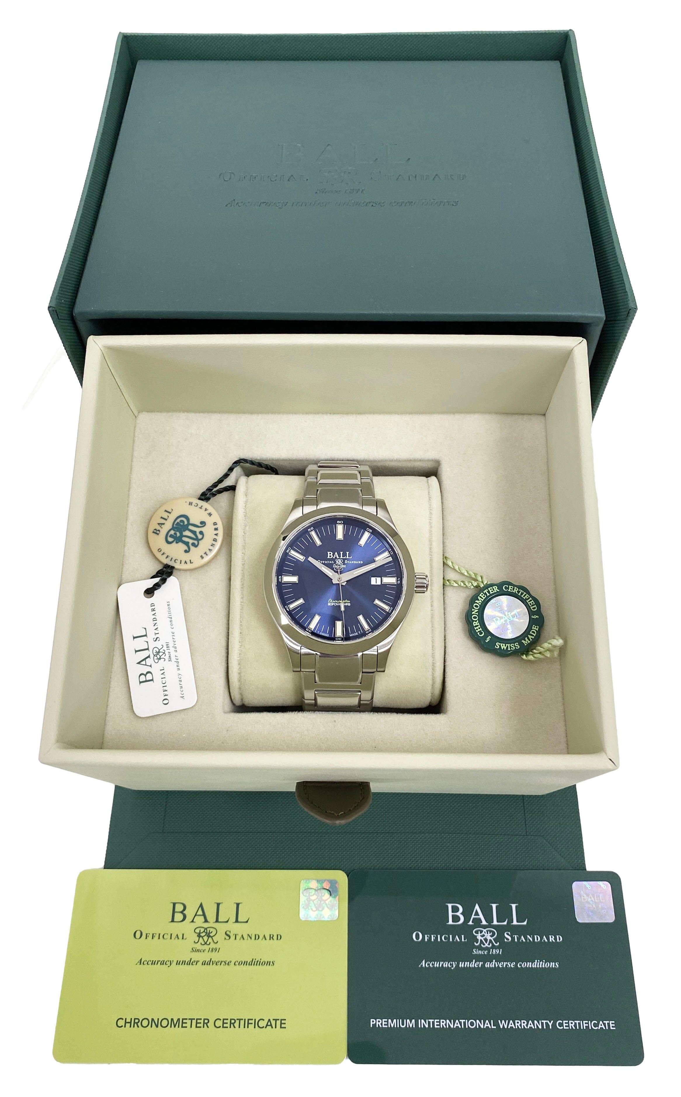 Montre neuve BALL Engineer M Marvelight Chronometer NM2128C-S1C-BE. Boîtier en acier inoxydable de 43 mm avec lunette lisse en acier inoxydable. Cadran bleu avec aiguilles et index en acier luminescent. Affichage de la date à 3 heures. Bracelet en