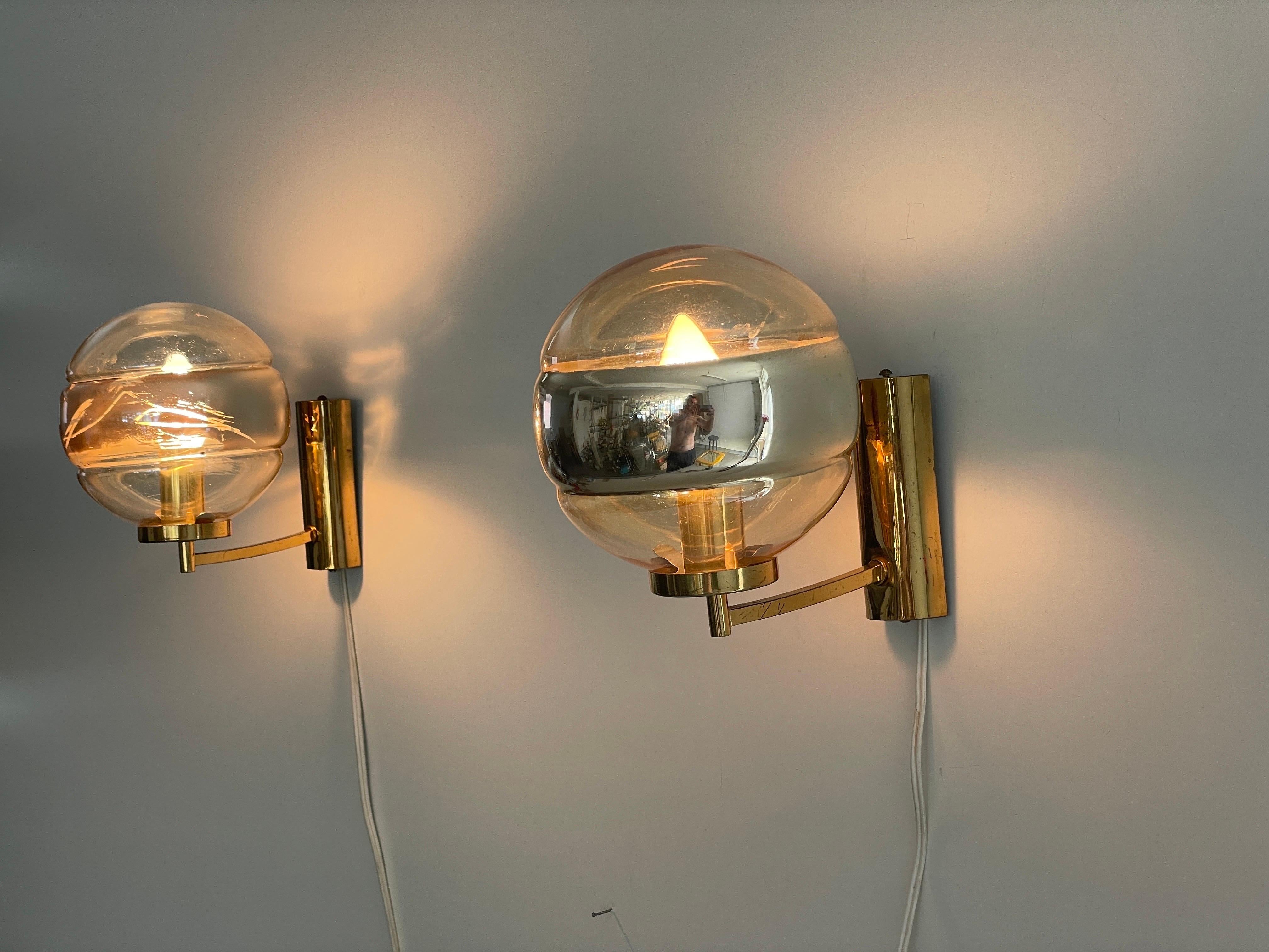 Ball Glass and Brass Body Pair of Sconces by Peill und Putzler, 1960s, Germany For Sale 5