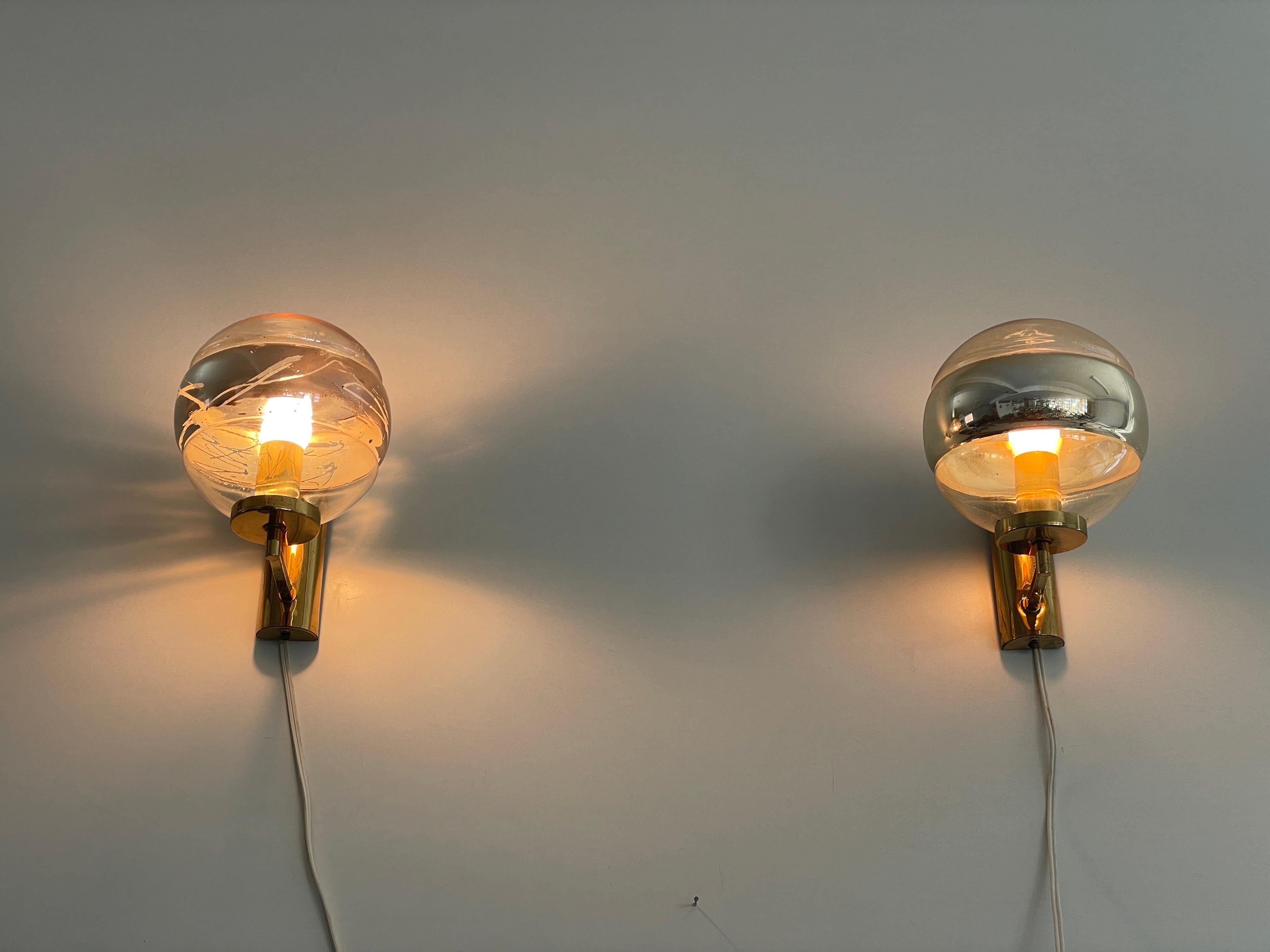 Ball Glass and Brass Body Pair of Sconces by Peill und Putzler, 1960s, Germany For Sale 2