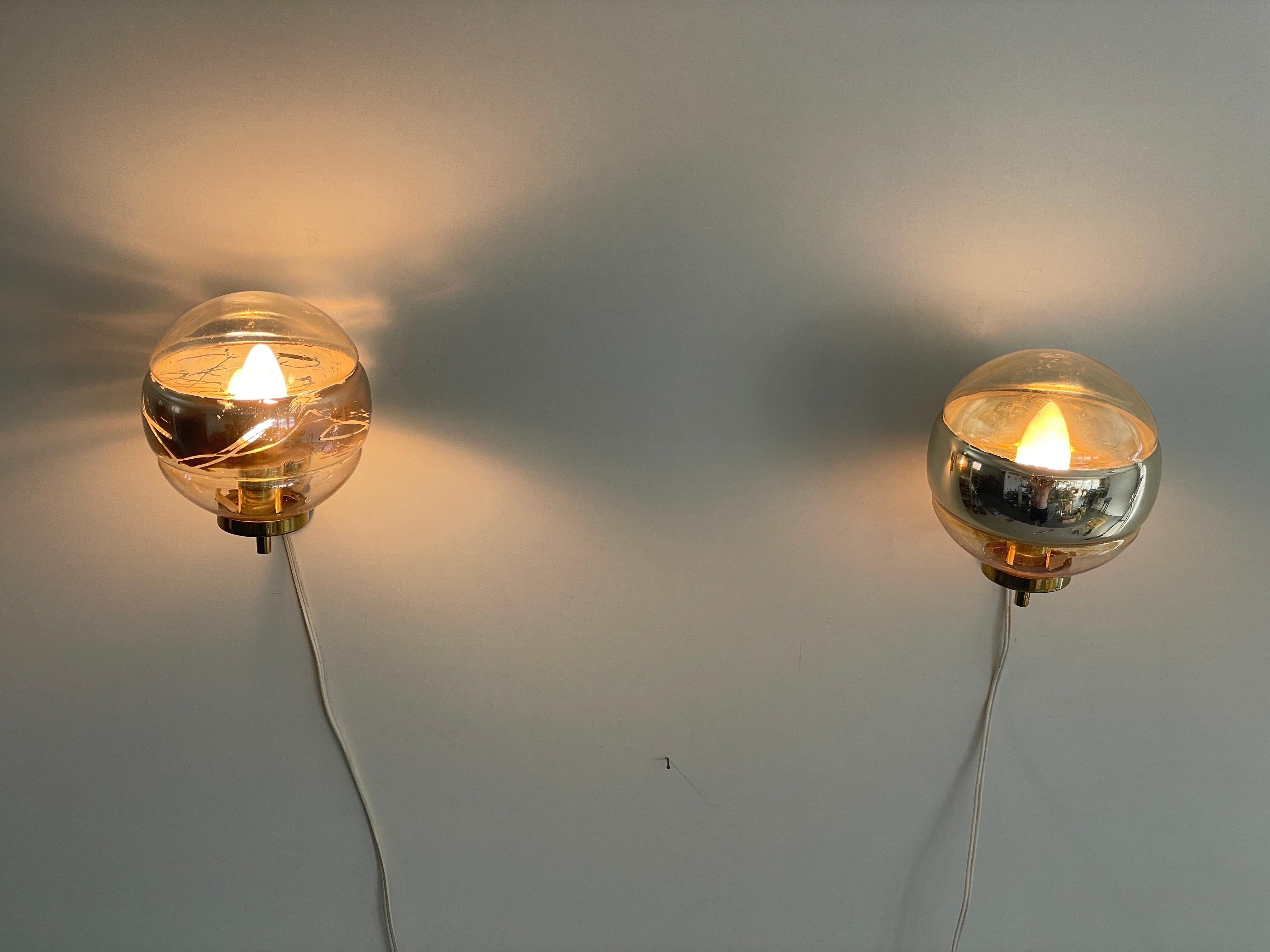 Ball Glass and Brass Body Pair of Sconces by Peill und Putzler, 1960s, Germany For Sale 3