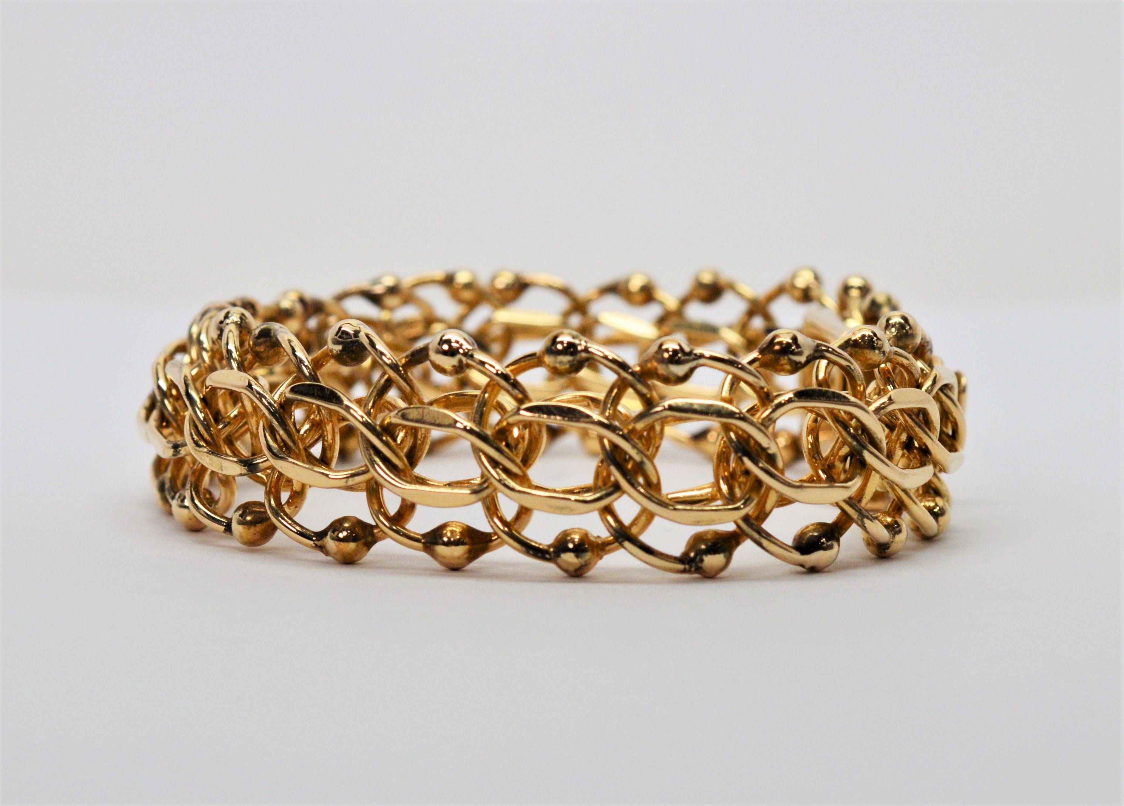 Retro Open Link Chain 14 Karat Yellow Gold Bracelet In Excellent Condition For Sale In Mount Kisco, NY