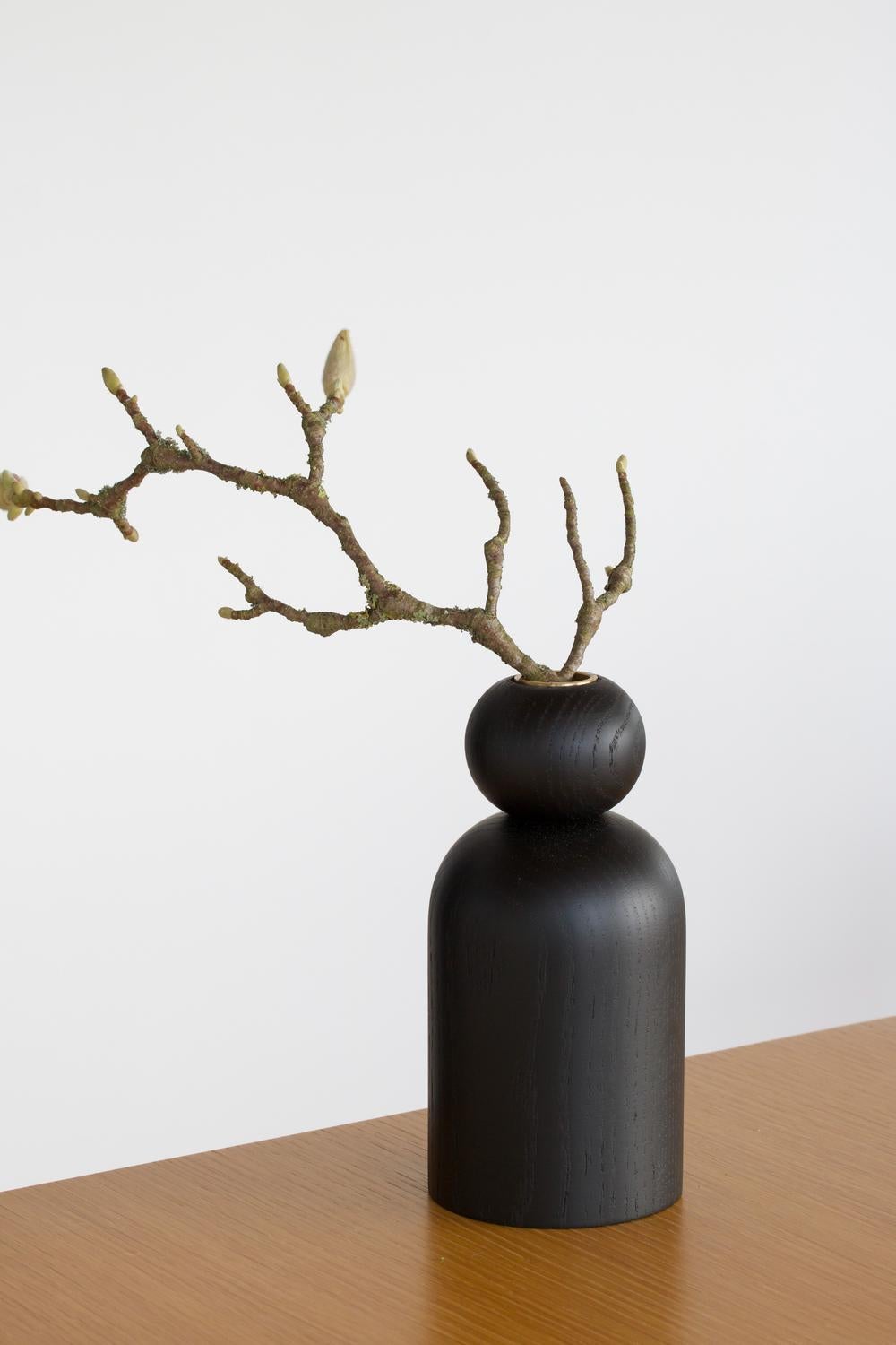 Contemporary Ball Shape Oak Vase by Applicata For Sale