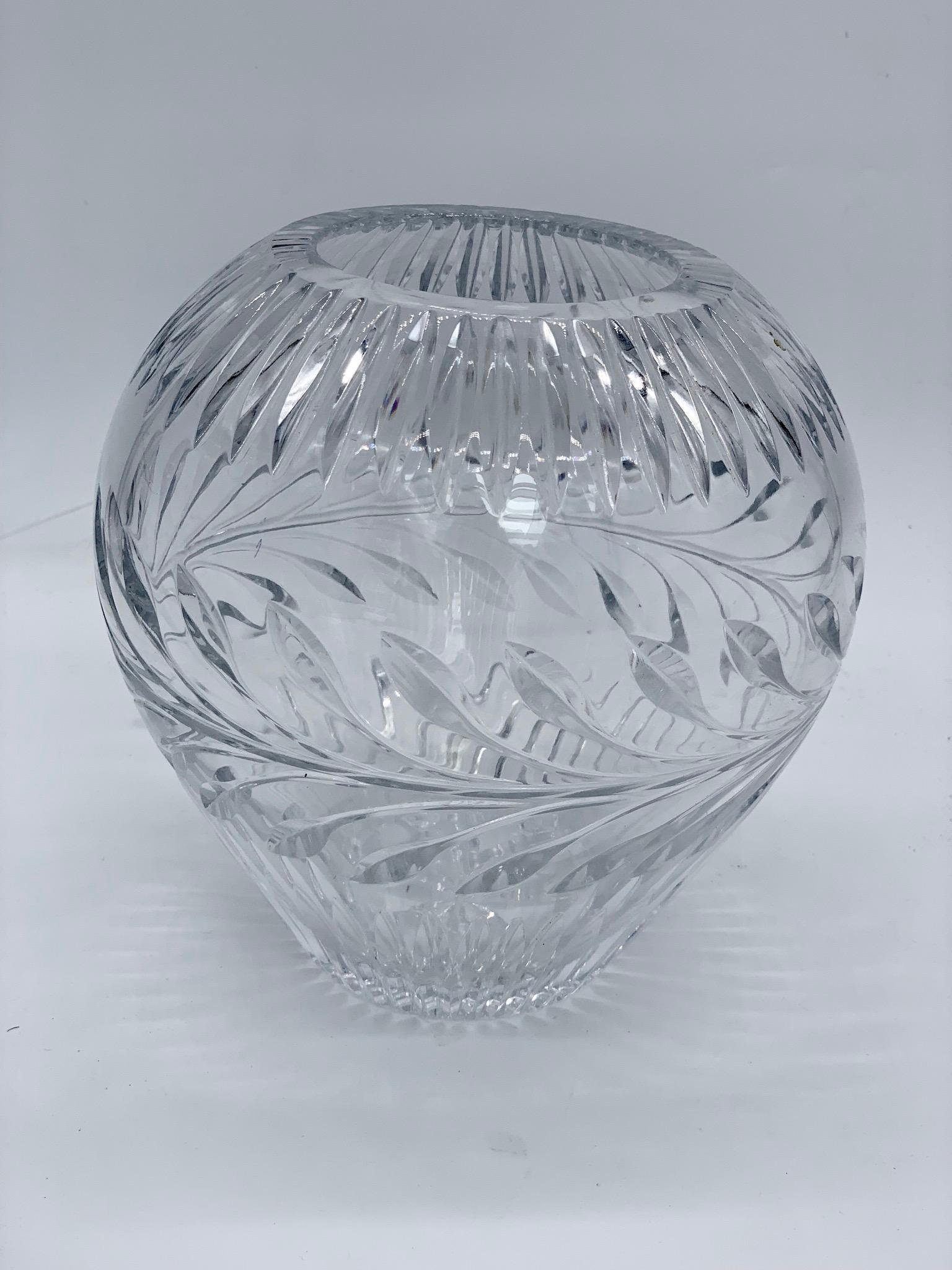 20th century round crystal vase with beautiful diamond cut pattern.