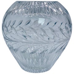 Kugelförmige Vase aus Bleikristall mit Diamantschliff