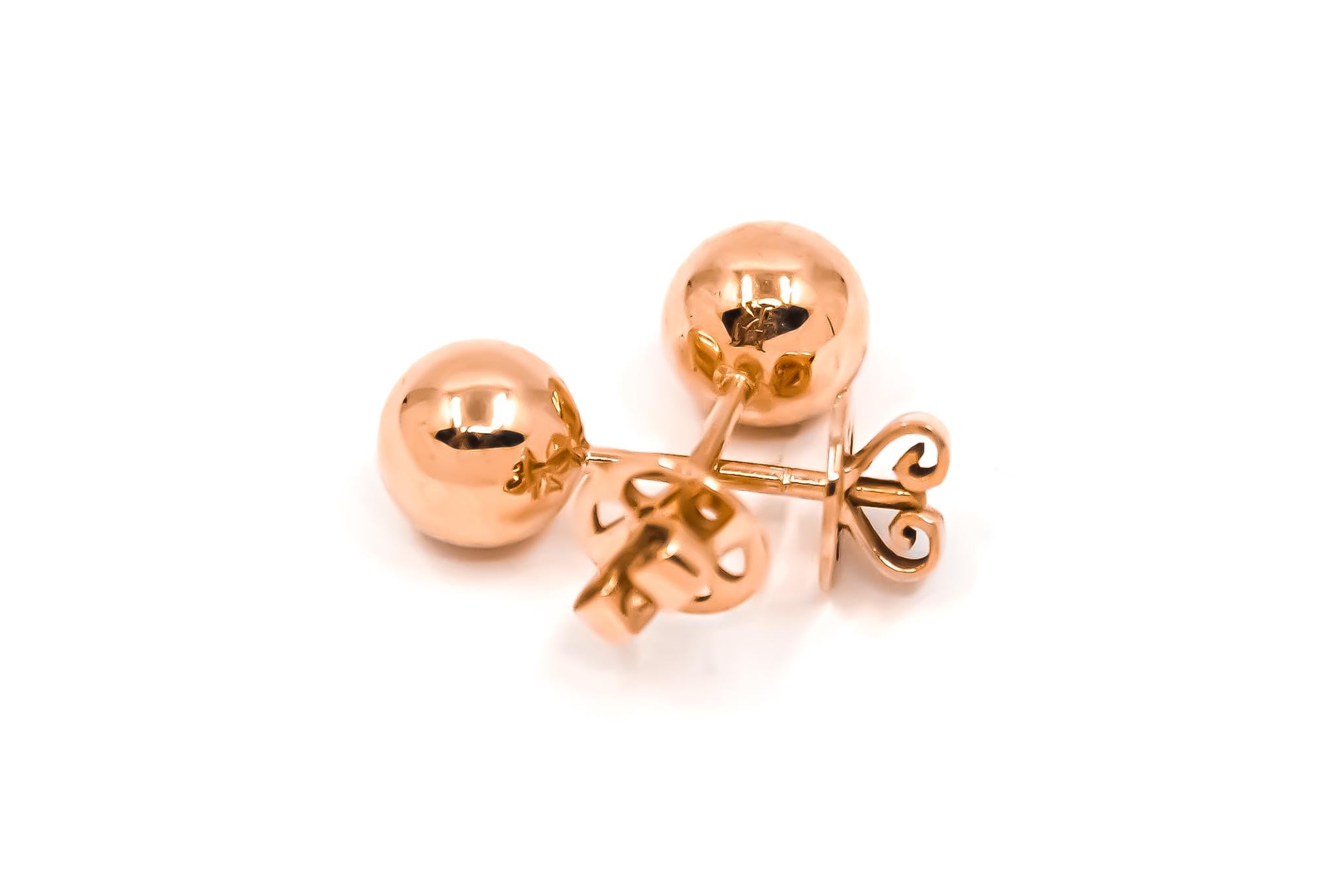 Modernist Ball Stud Earrings in 18kt Rose Gold For Sale