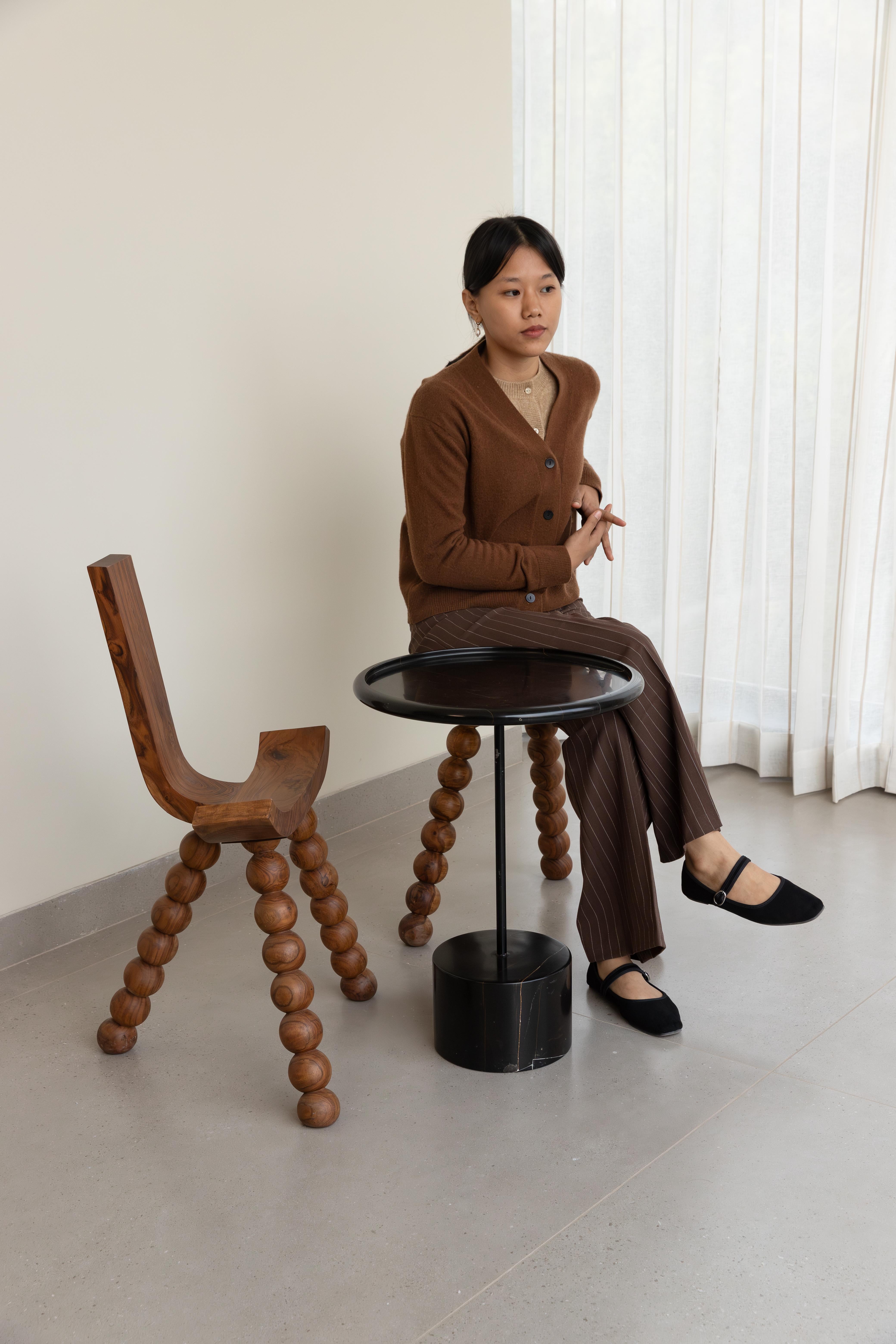 Objectry Ball Tripod Chair Wooden Sphere‑Joint Legs, Minimalist Modern Seating In New Condition For Sale In New Delhi, IN