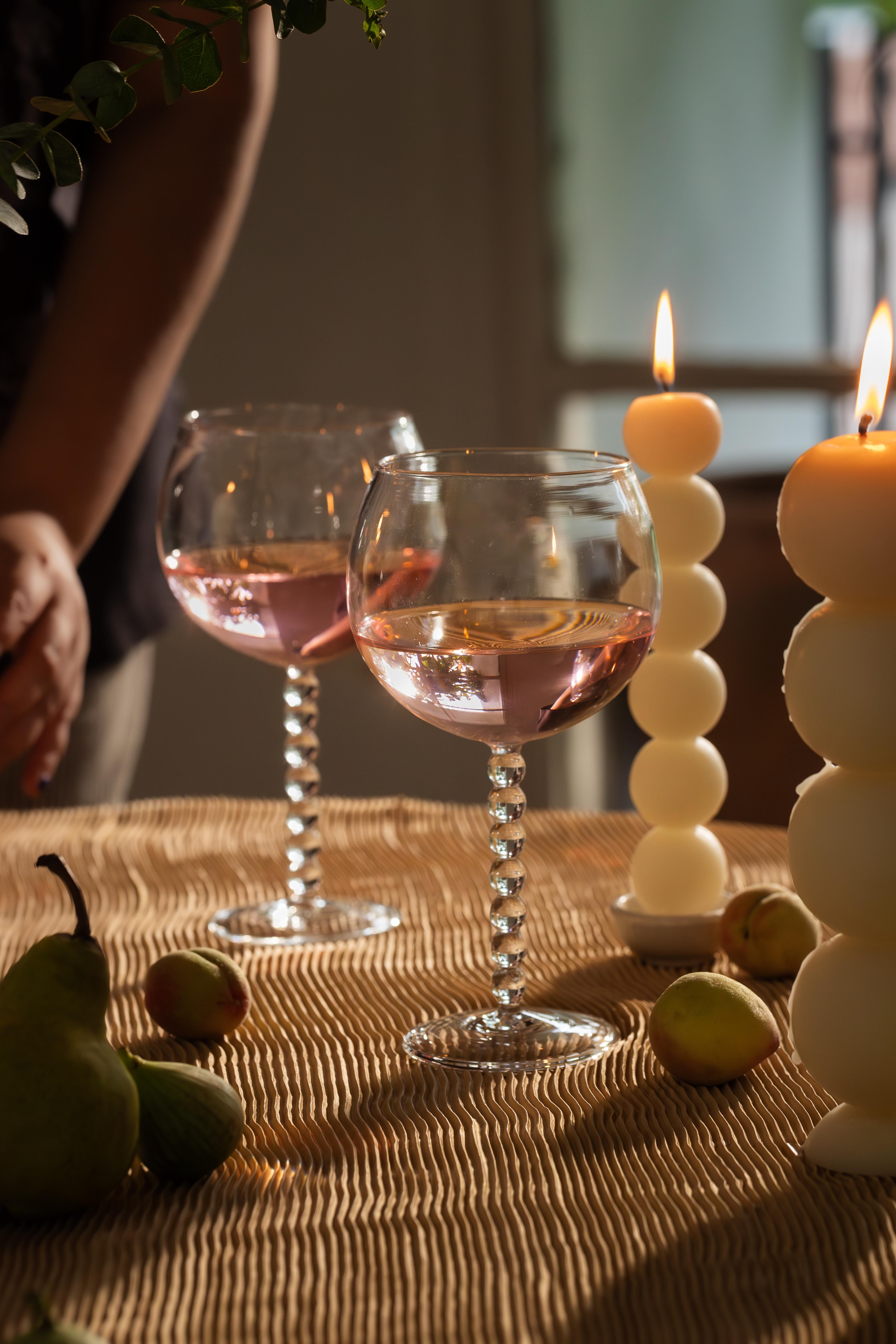 Set of 2 Objectry Ball Wine Goblets – Transparent Glass, 3″ × 8″, Hand‑Blown For Sale 5