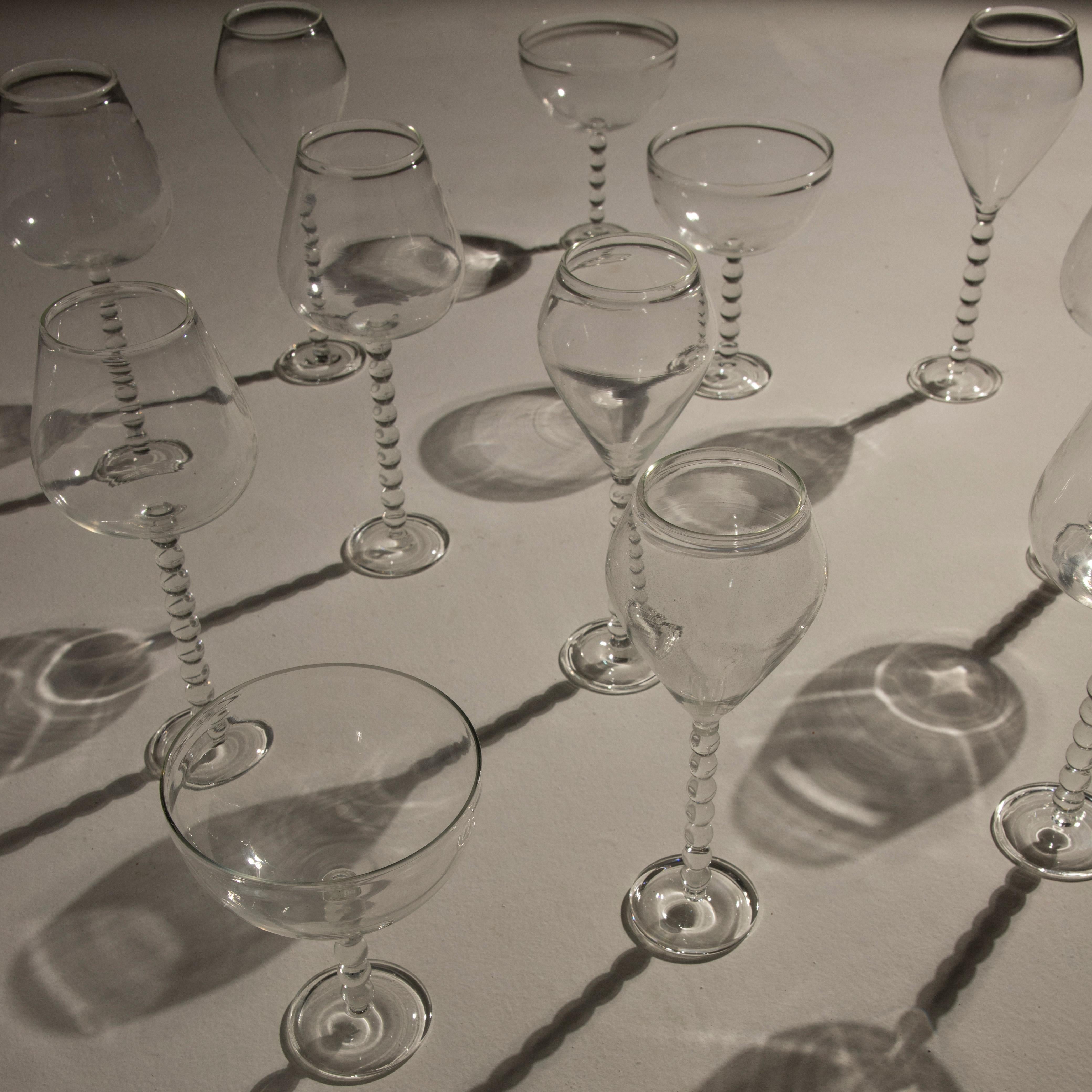 Other Set of 2 Objectry Ball Wine Goblets – Transparent Glass, 3″ × 8″, Hand‑Blown For Sale
