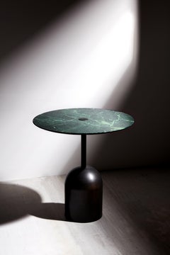 Table en marbre Ballast par Phillip Jividen