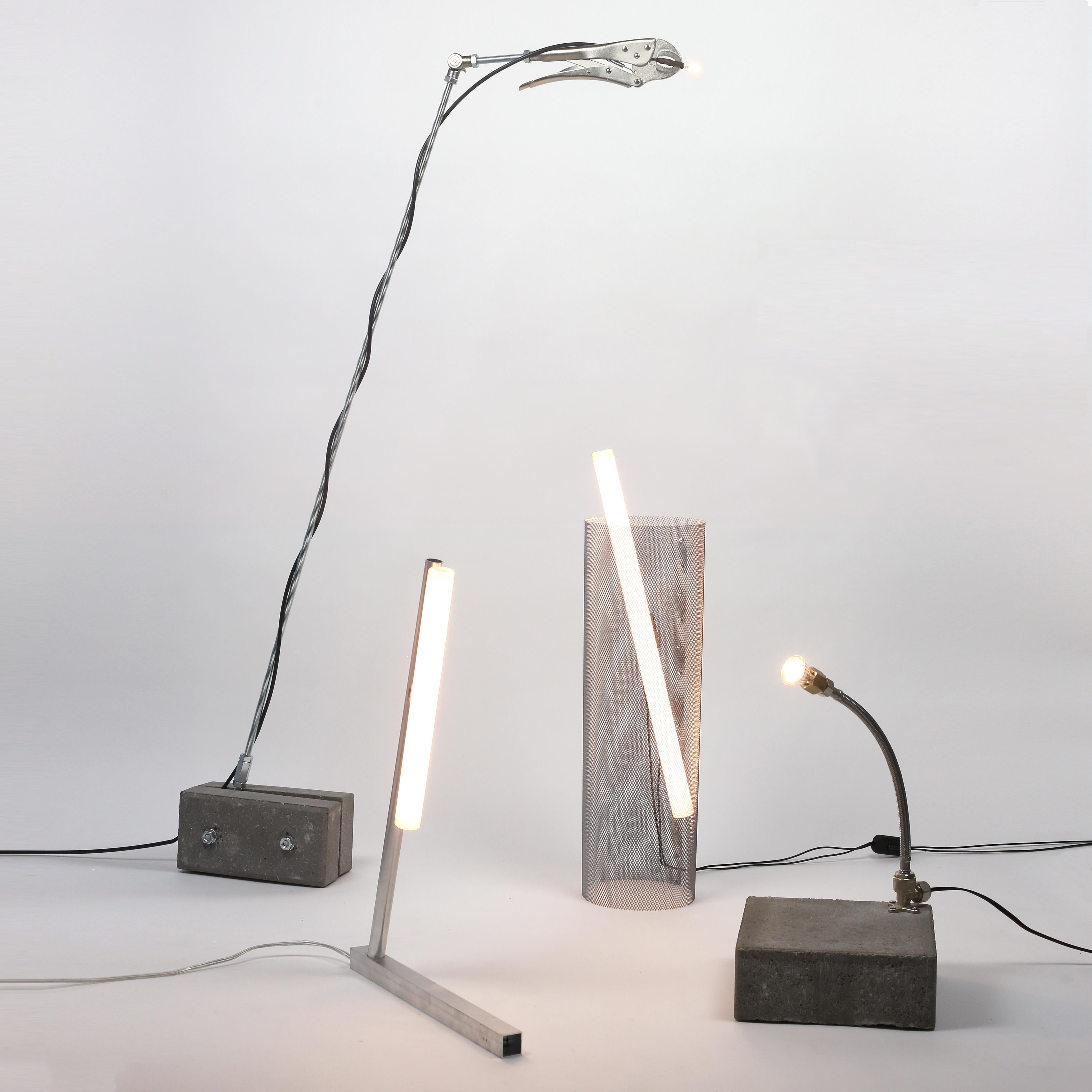 Ballena. Contemporary minimalistic and sculptural floor lamp For Sale 1