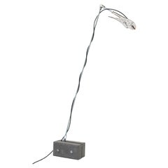 Ballena. Contemporary minimalistic and sculptural floor lamp