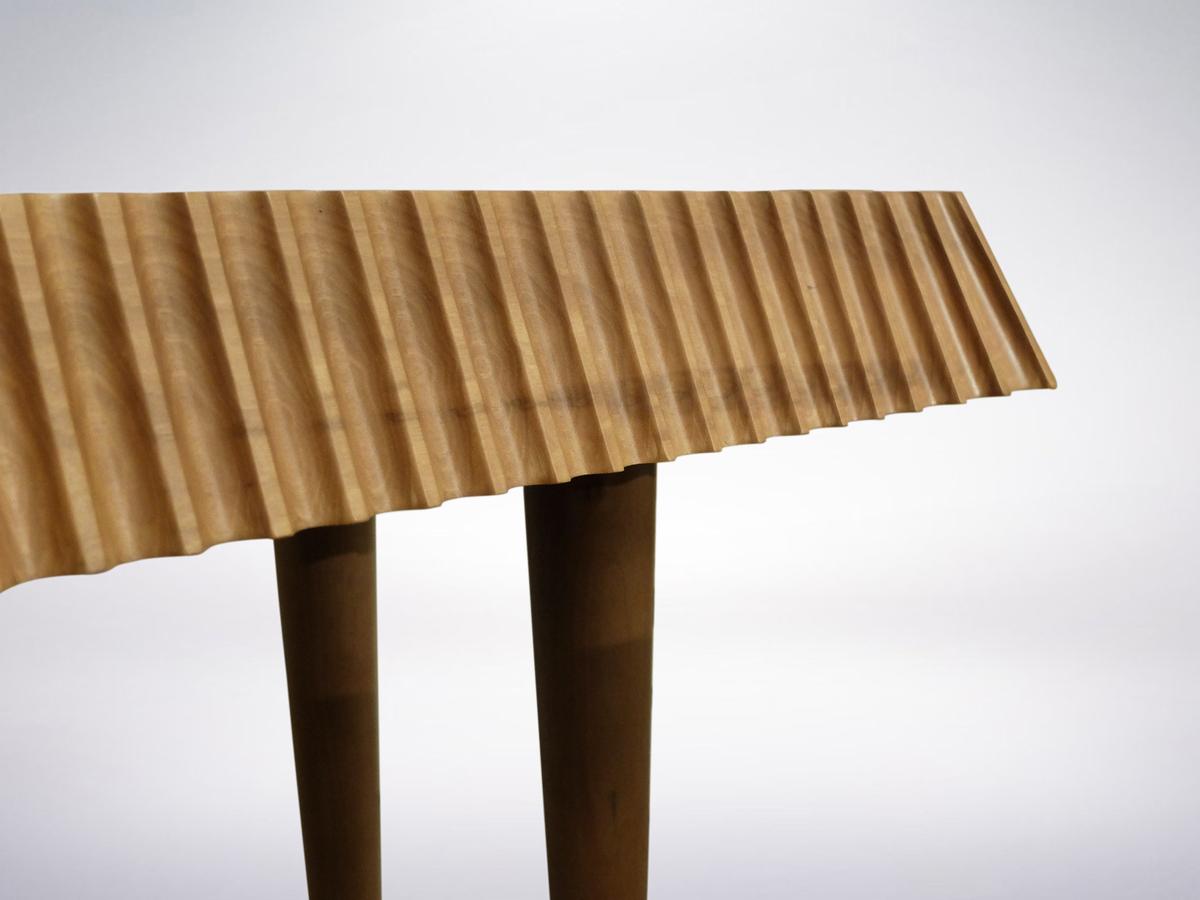 XXIe siècle et contemporain Table console BALLERINA d'Ugo La Pietra, édition limitée en vente