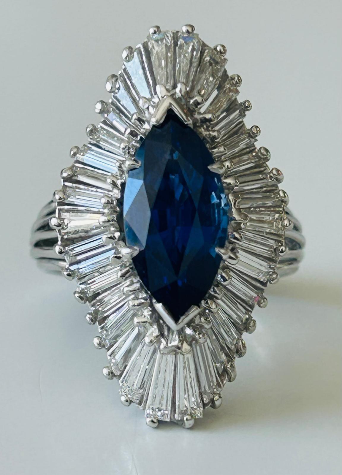 Ballerina Zaffiro  Anello con diamante - Zaffiro naturale marquise blu reale da 3,65 carati In condizioni ottime in vendita a Ramat Gan, IL