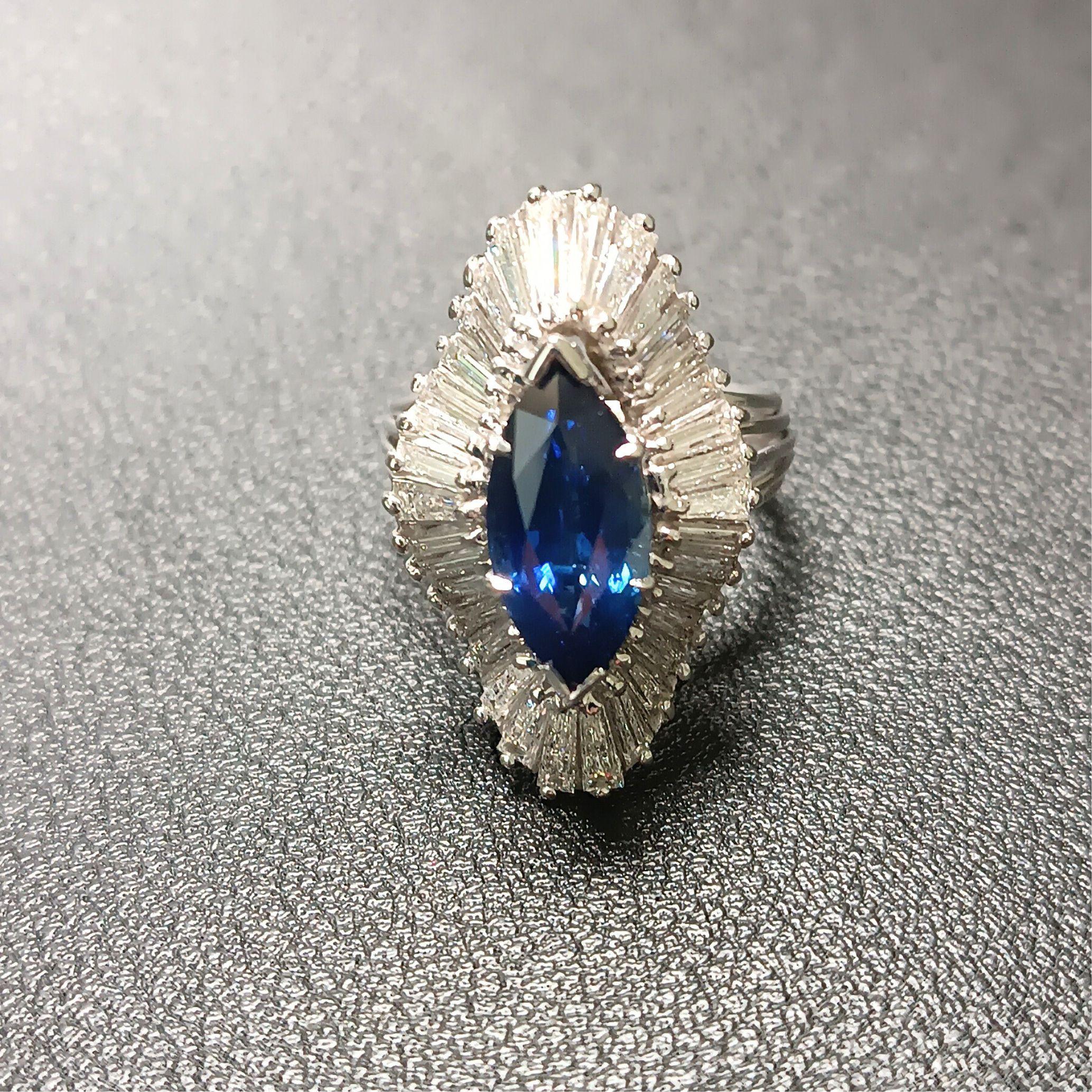 Ballerina Zaffiro  Anello con diamante - Zaffiro naturale marquise blu reale da 3,65 carati in vendita 3