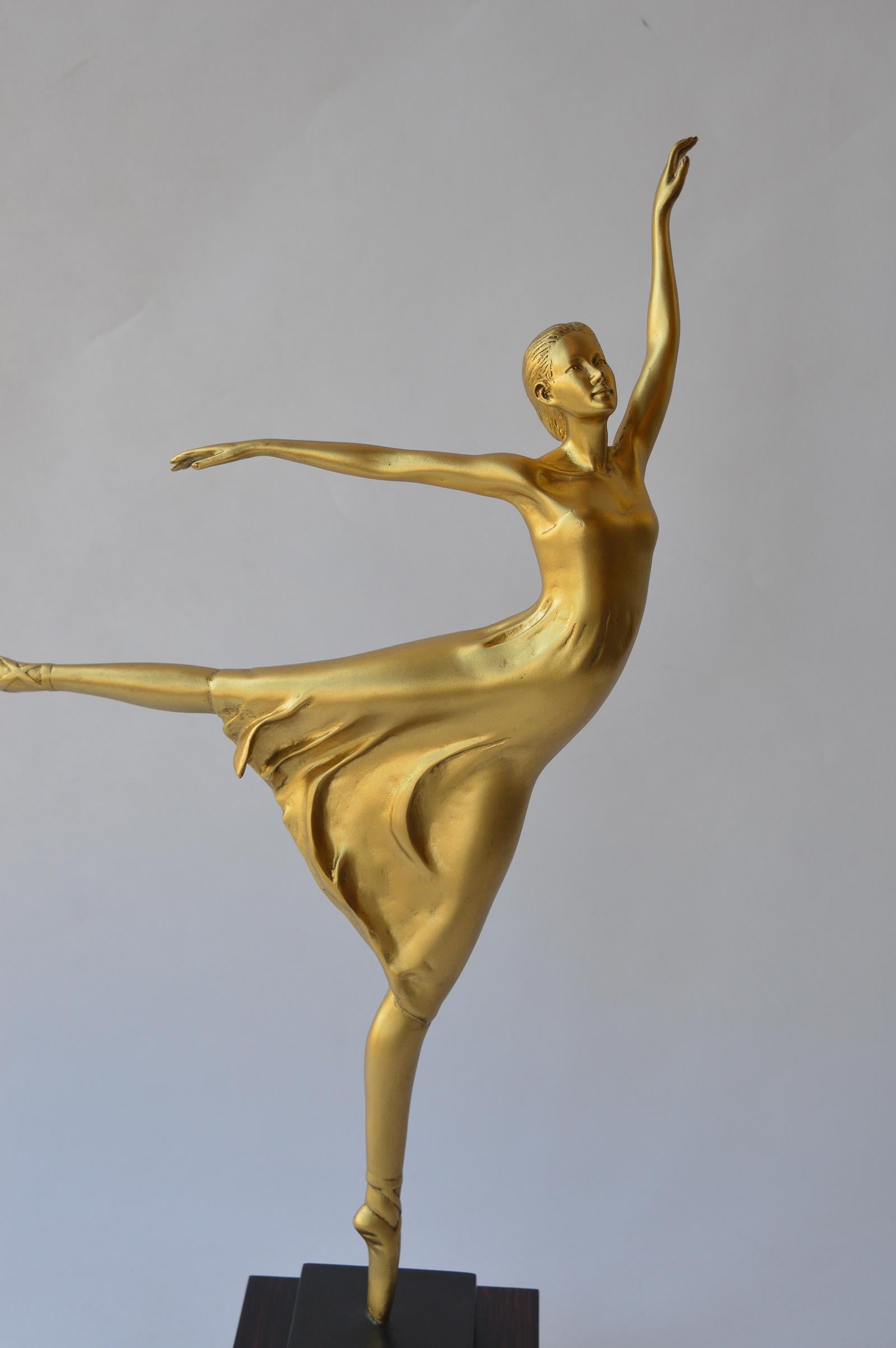 Dancing Ballerina sculpture.