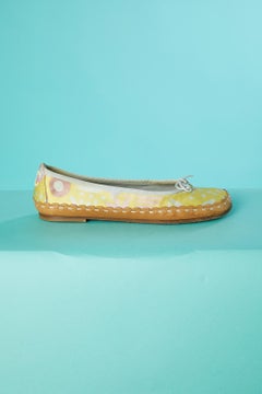 Ballet flat in printed fabric and leather Chanel