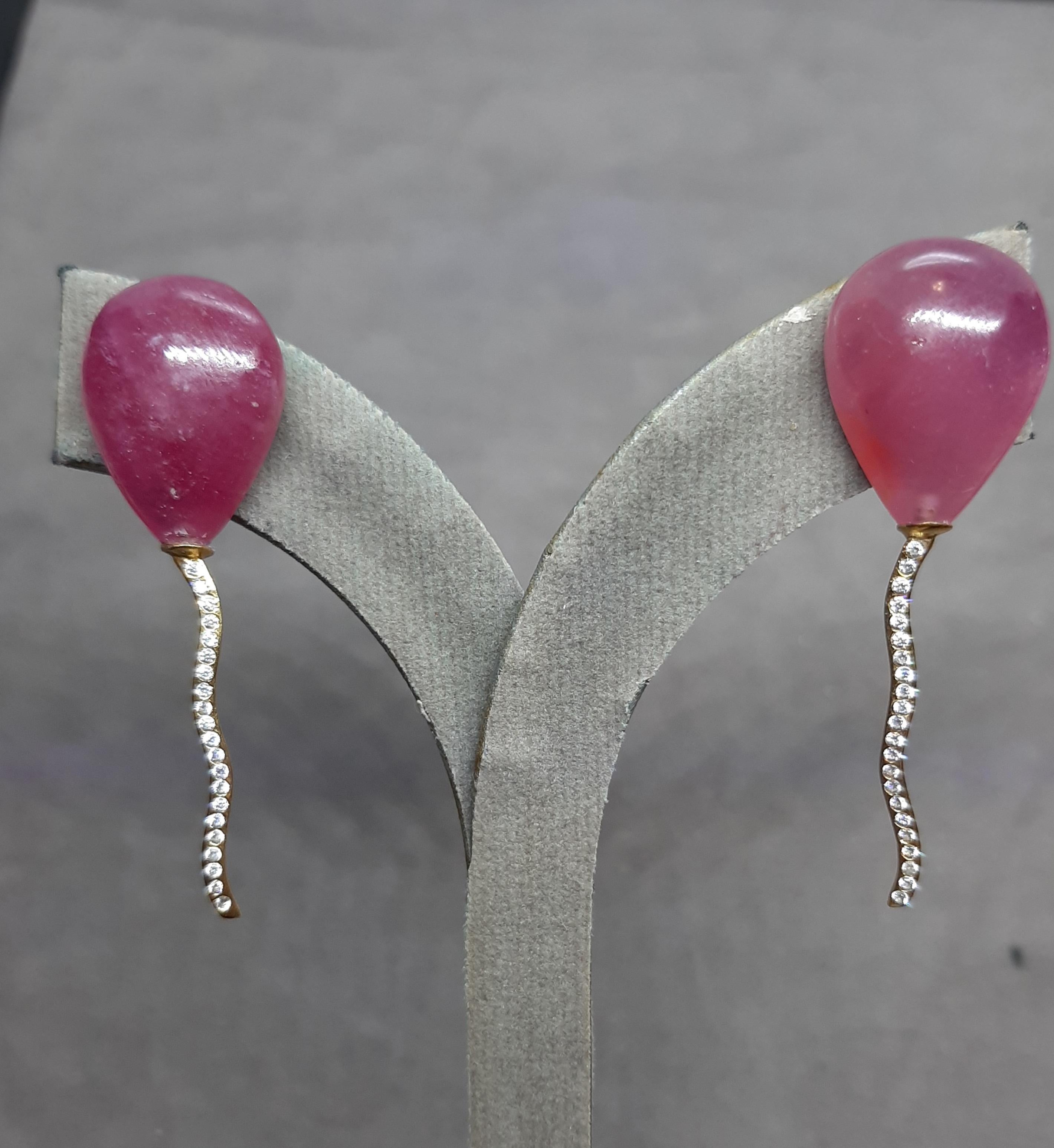 Balloon Style Pear Shape 15x20 Ruby Diamonds 14K Yellow Gold Stud Earrings In New Condition For Sale In Bangkok, TH