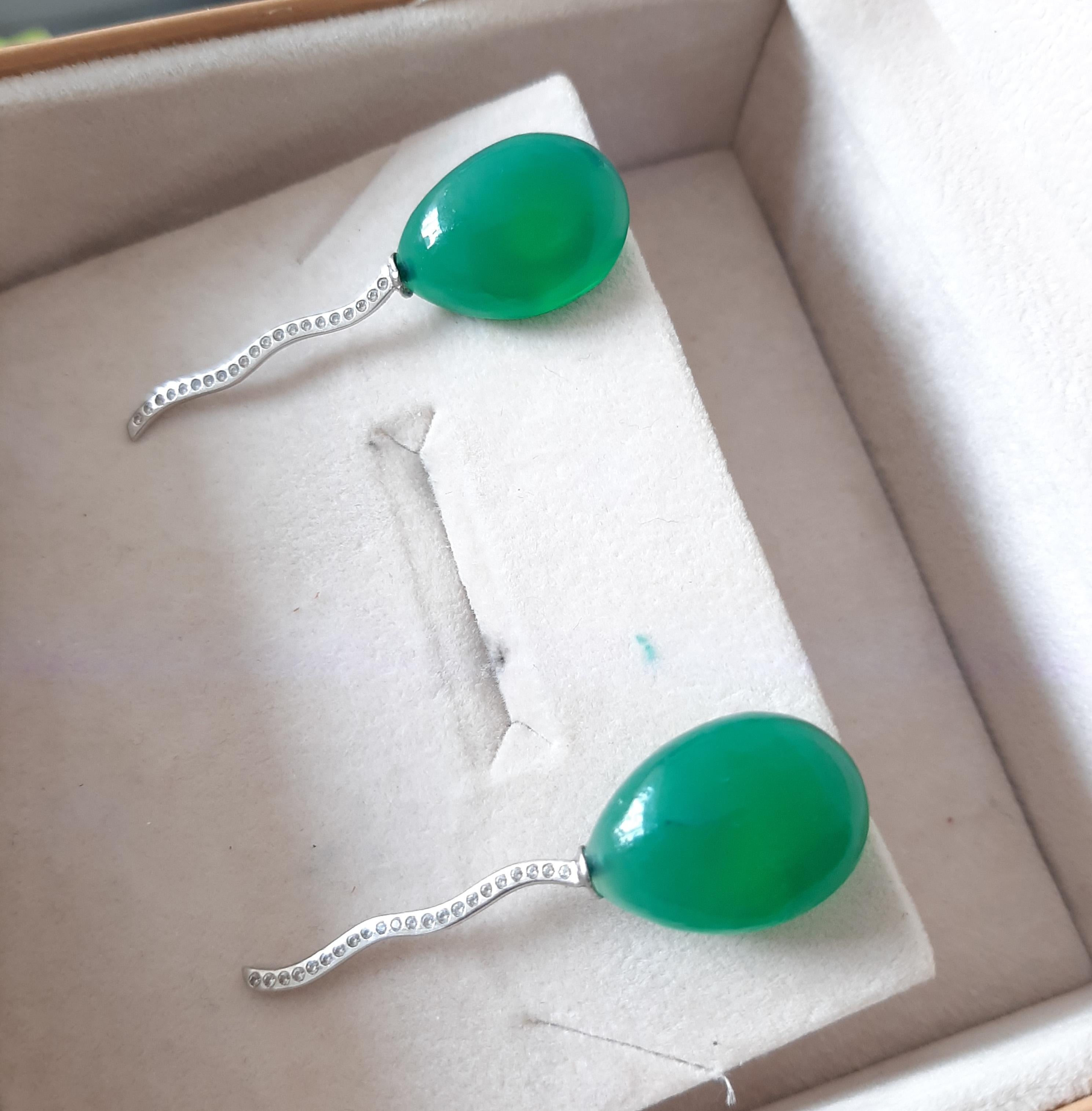 Artisan Balloon Style Pear Shape Green Onyx Cabs Diamonds 14k White Gold Stud Earrings