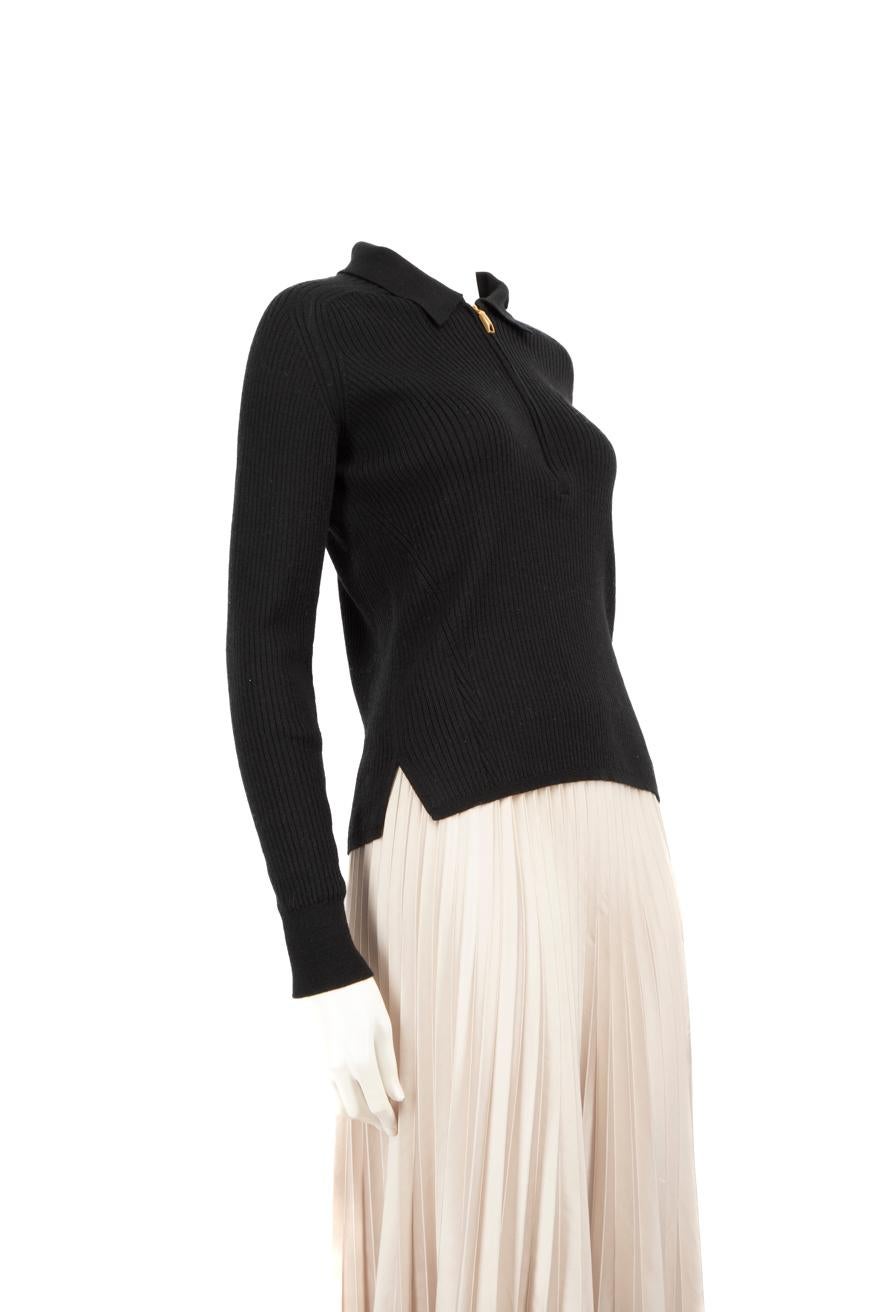 CONDITION is Very good. Hardly any visible wear to top is evident on this used Bally designer resale item.
 
 Details
 
 
 Black
 
 Wool
 
 Jumper
 
 Long sleeves
 
 Stretchy
 
 Logo Embroidered
 
 Ribbed
 
 Round neck
 
 Front zip fastening
 
 
 
