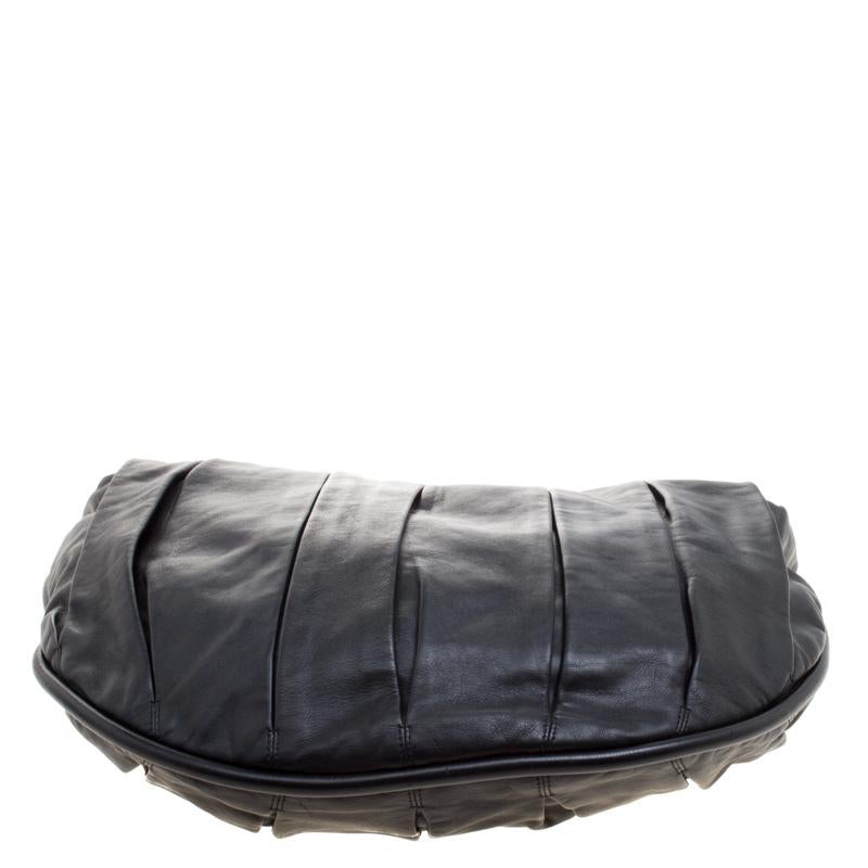 Bally Black Pleated Leather Multi Zip Hobo In Good Condition In Dubai, Al Qouz 2
