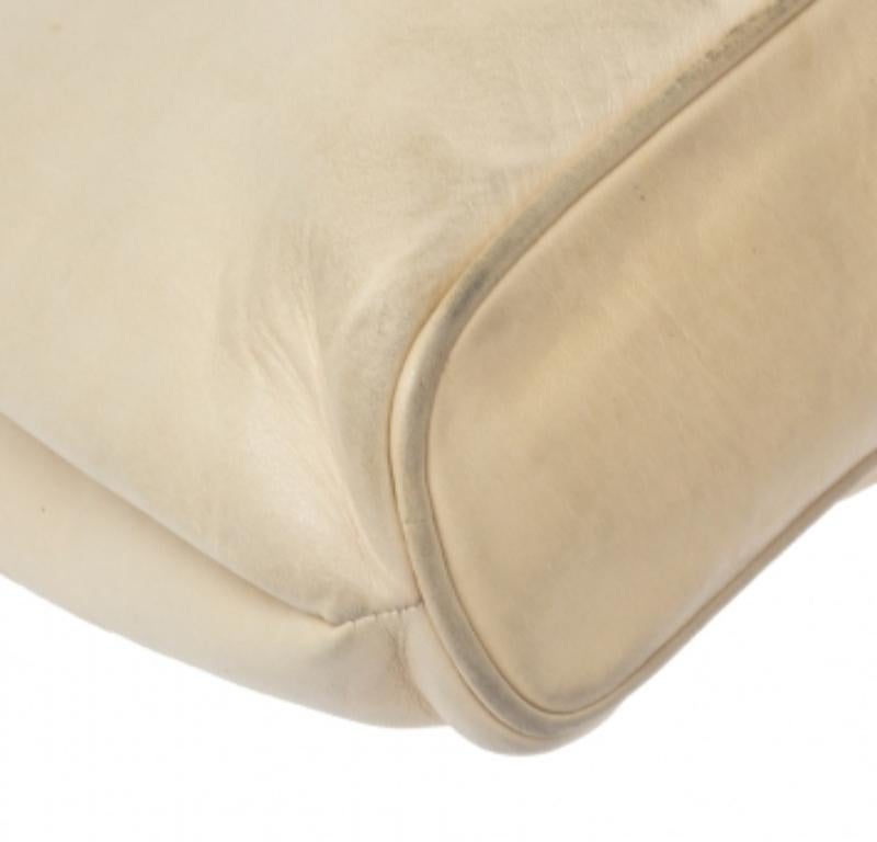 Women's Bally Cream Quilted Leather Fringe Shoulder Bag For Sale
