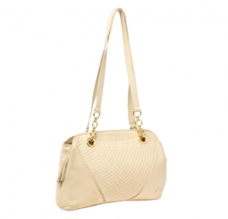 Bally Cream Quilted Leather Fringe Shoulder Bag For Sale 3