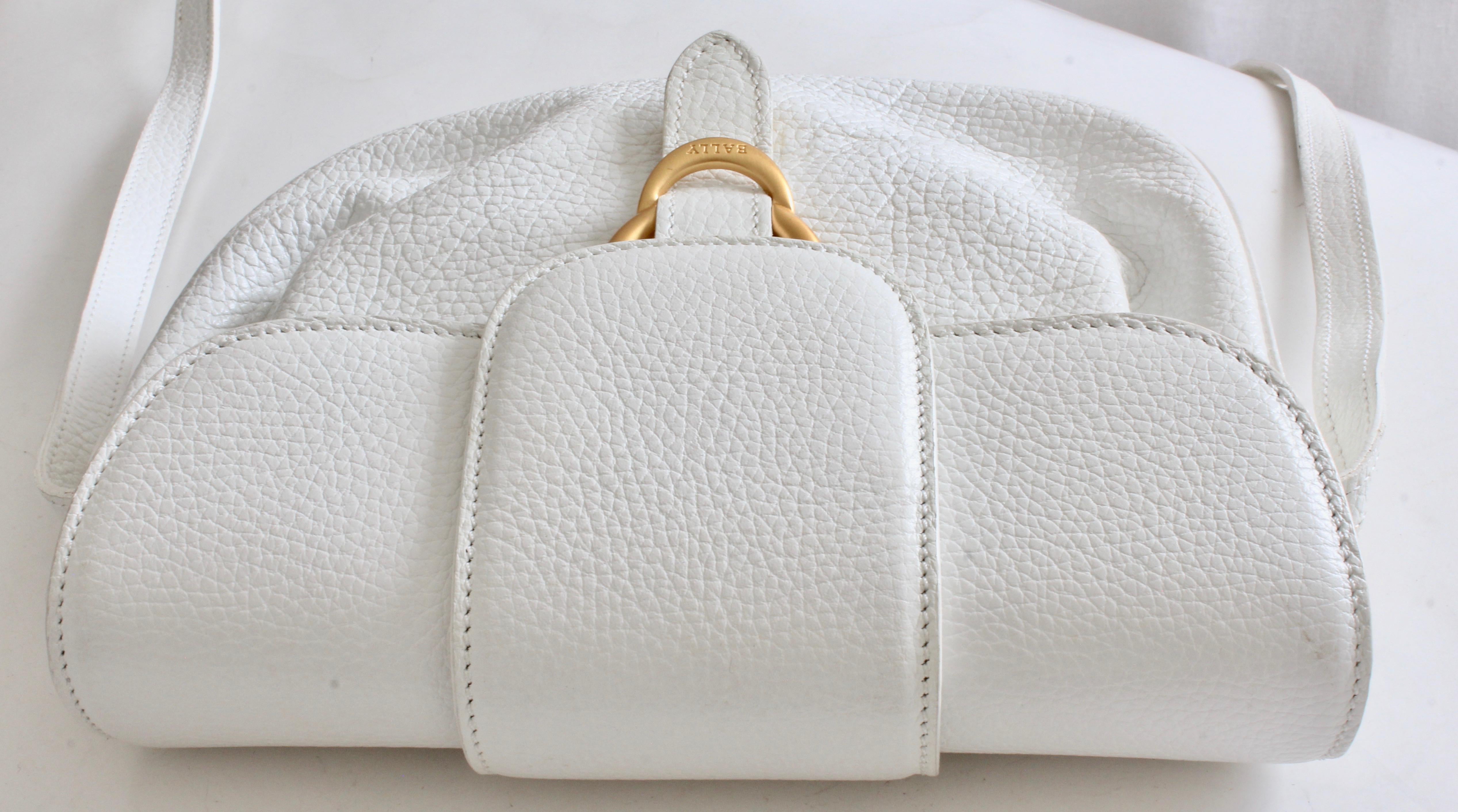 Bally Crossbody Bag White Pebbled Leather Top Flap Shoulder Bag Italy 1